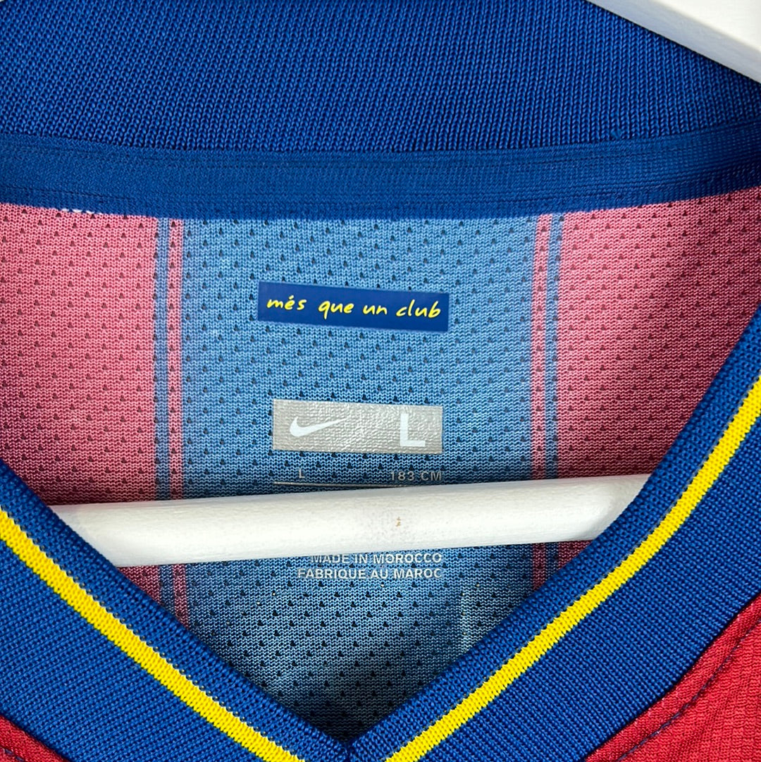 Barcelona 2009/2010 Player Issue Home Shirt - Abidal 22
