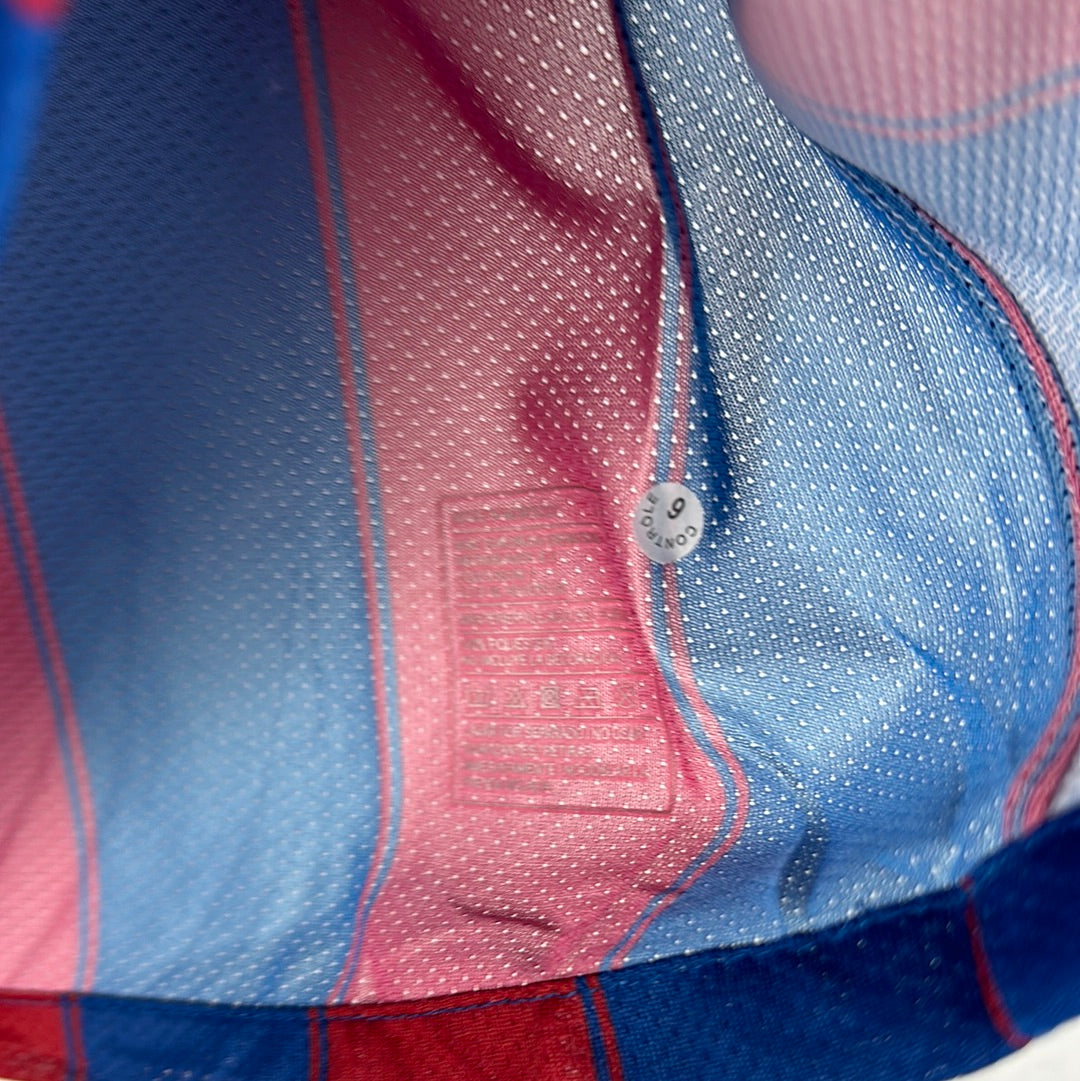 Barcelona 2009/2010 Player Issue Home Shirt - Jonathan 28