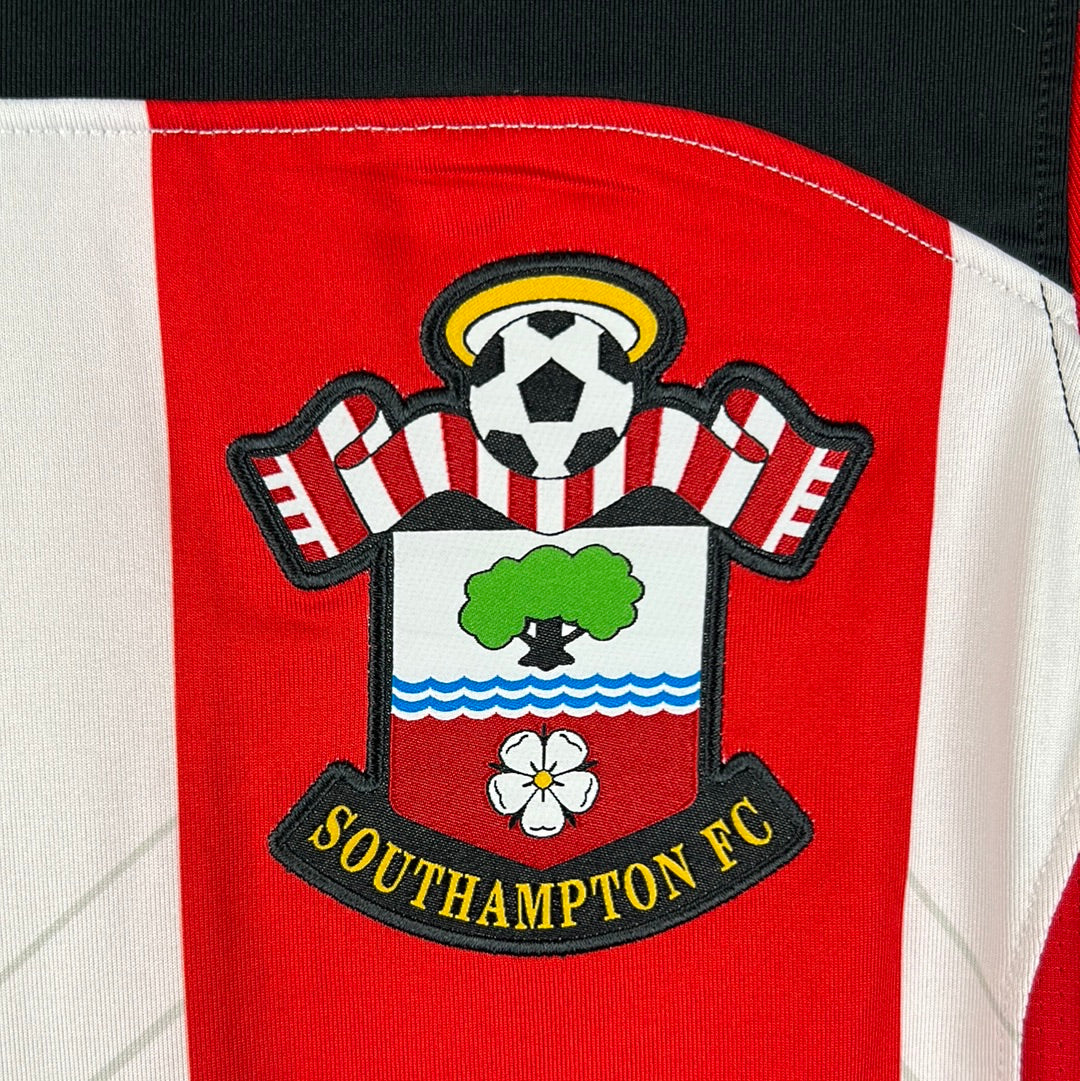 Southampton 2019/2020 Match Worn/ Issued Home Shirt - Djenepo 12