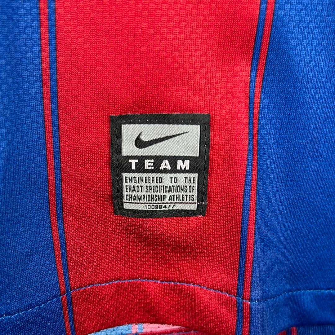 Barcelona 2009/2010 Player Issue Home Shirt - Chygrynskiy 22