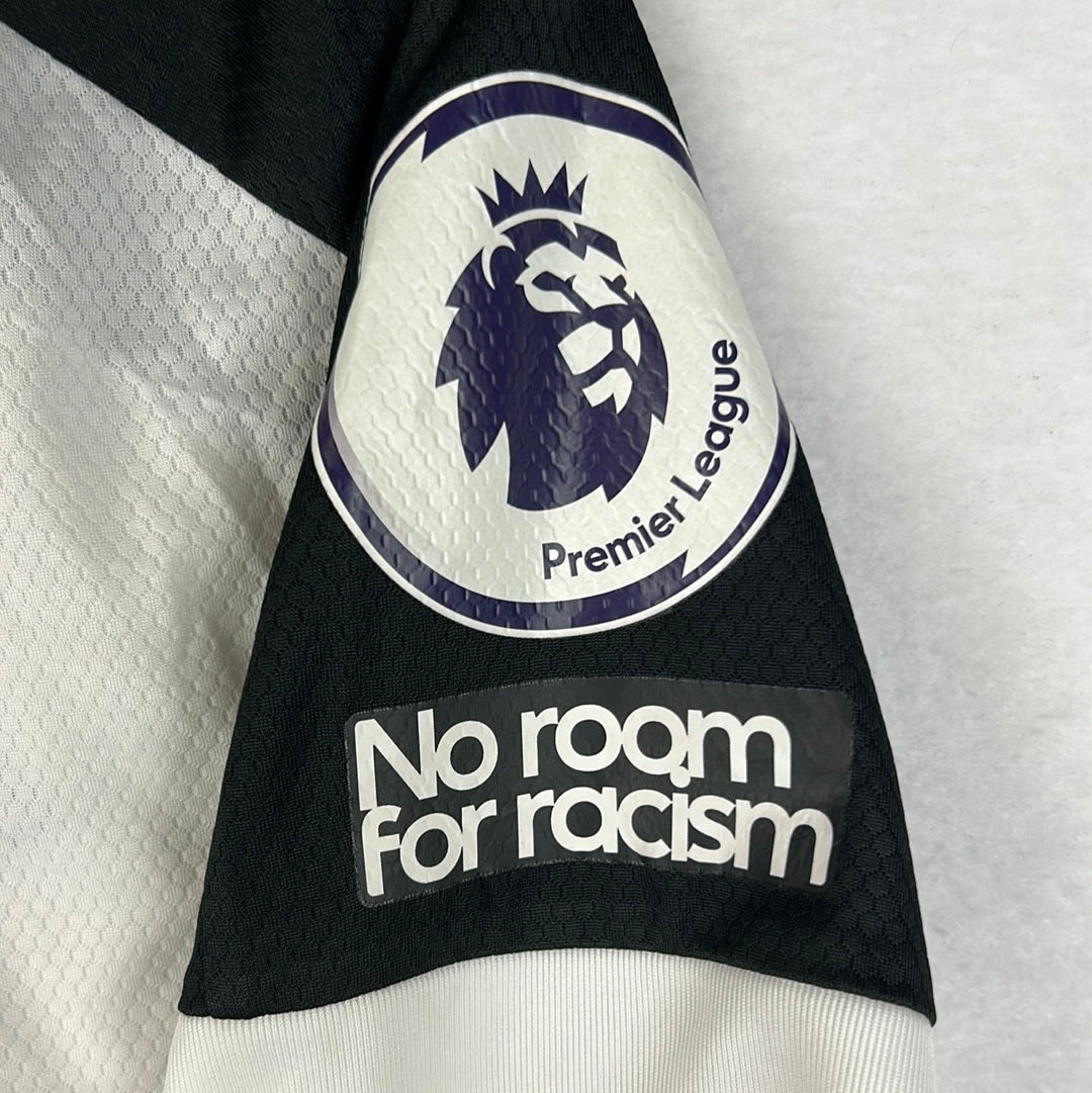 Fulham 2020/2021 Match Issued Home Shirt - Aina 34