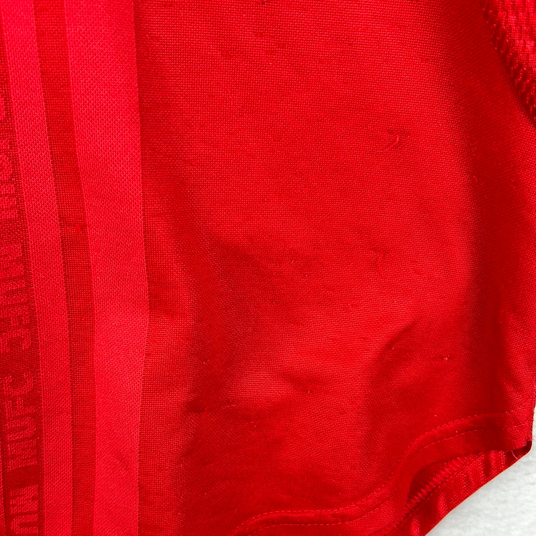 Manchester United 1999 European Home Shirt 2 Star - Large - Very Good Condition