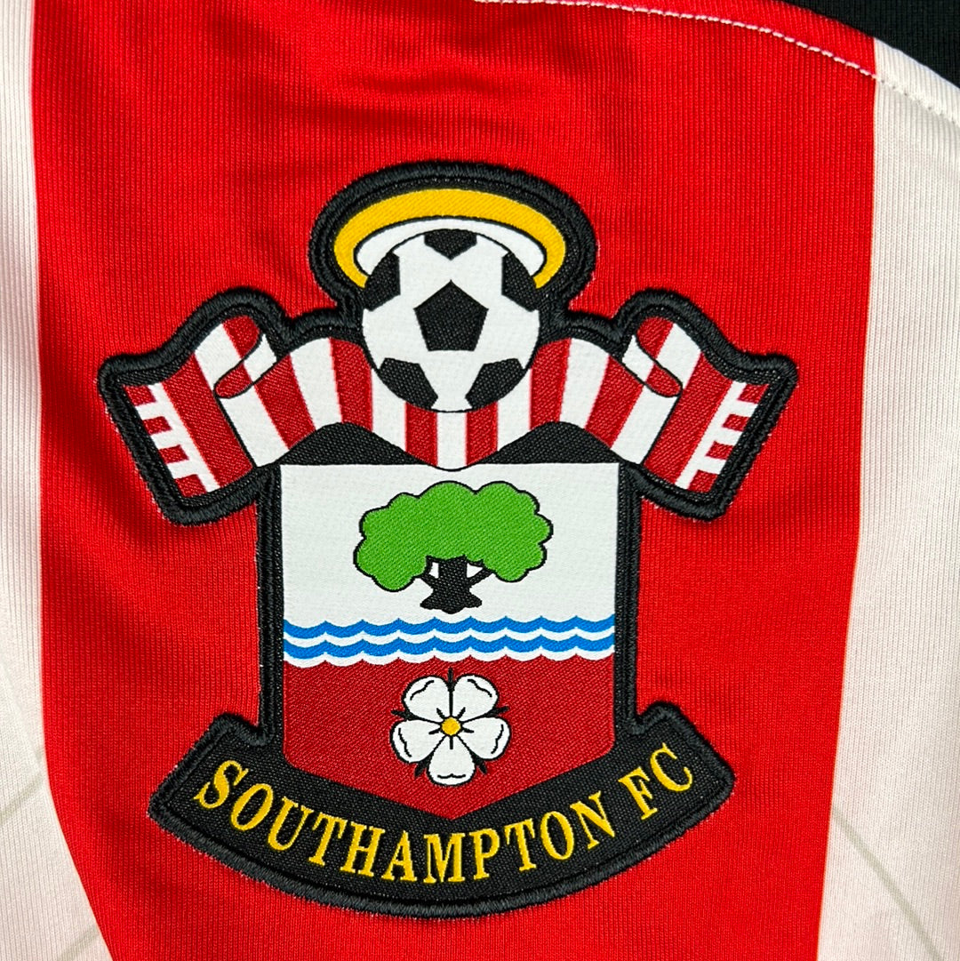 Southampton 2019/2020 Match Worn/ Issued Home Shirt - Hojberg 23