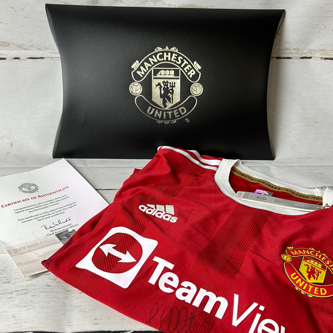 Manchester United 2021/2022 Authentic Home Shirt - Squad Signed - MUFC –  Casual Football Shirts