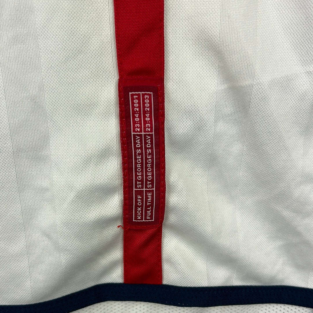 England Match Issued 2002 Home Shirt - Hargreaves 15 - Player Shirt