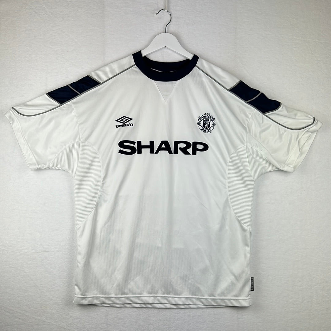 Umbro manchester united jersey sharp, Men's Fashion, Tops & Sets