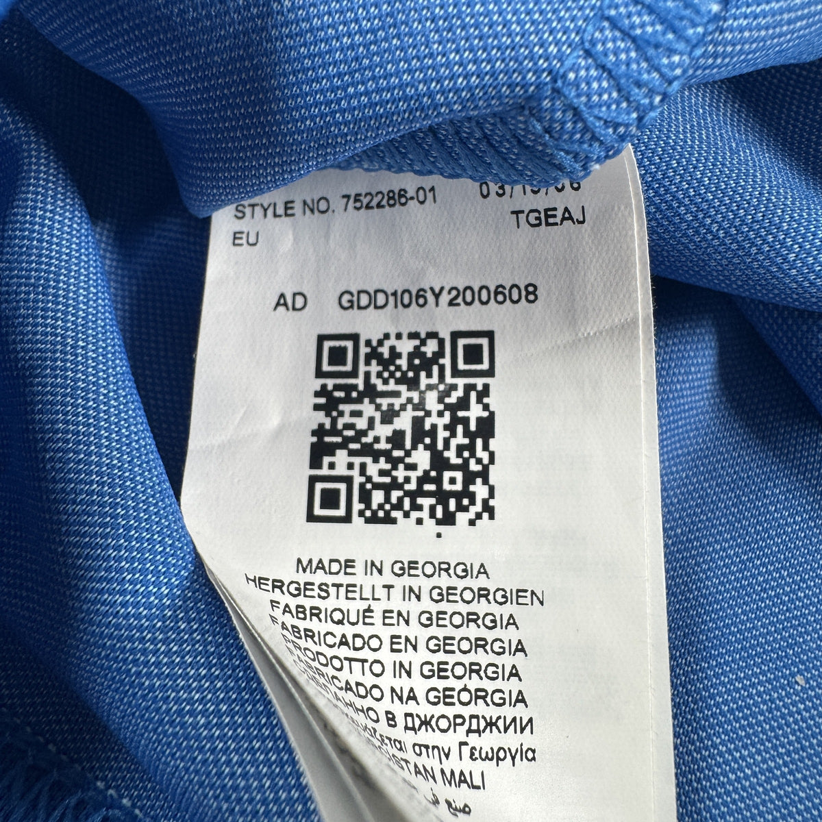 Italy 2018/2019/2020 Home Long Sleeve Football Shirt Medium