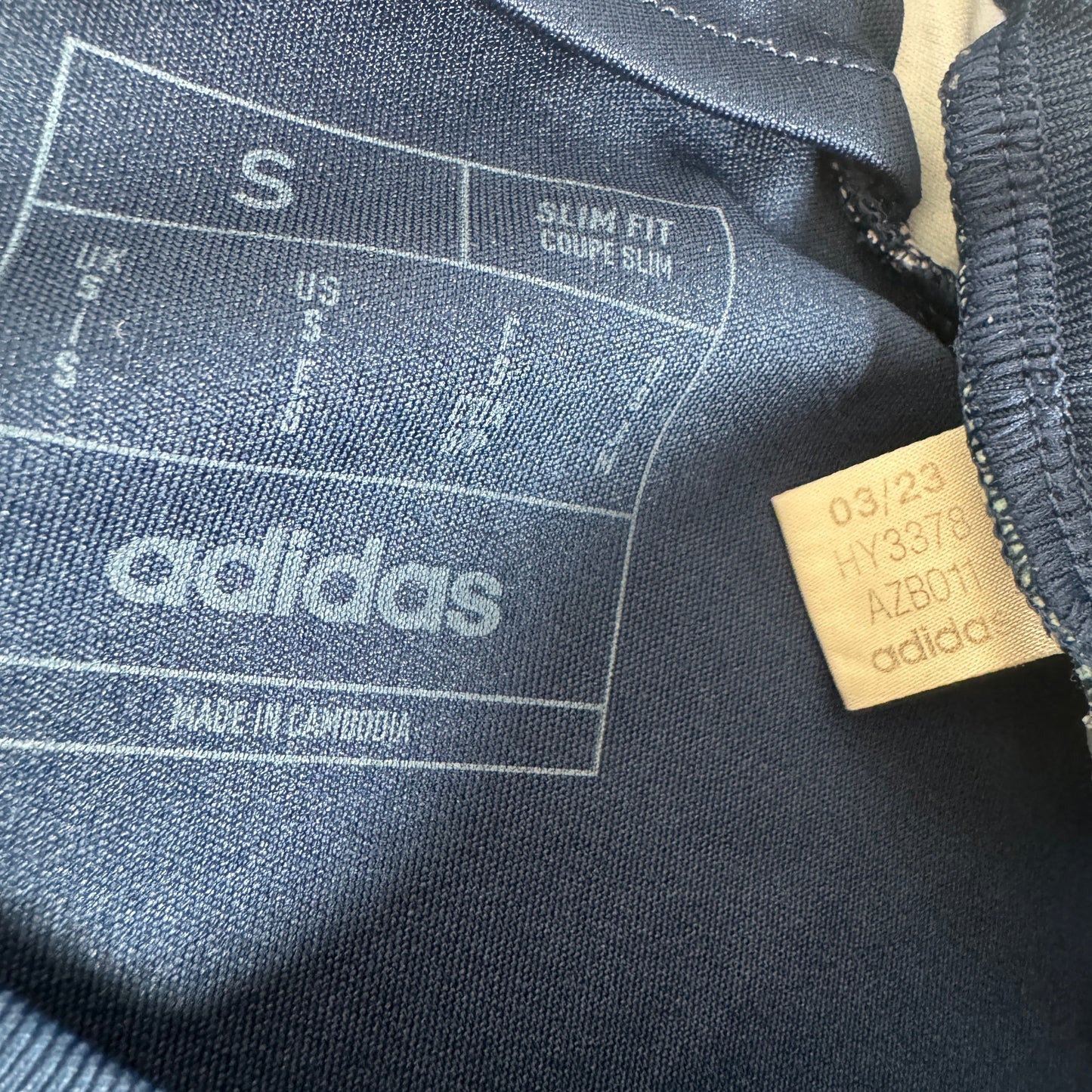 Leeds United 2023/2024 Away Shirt Small