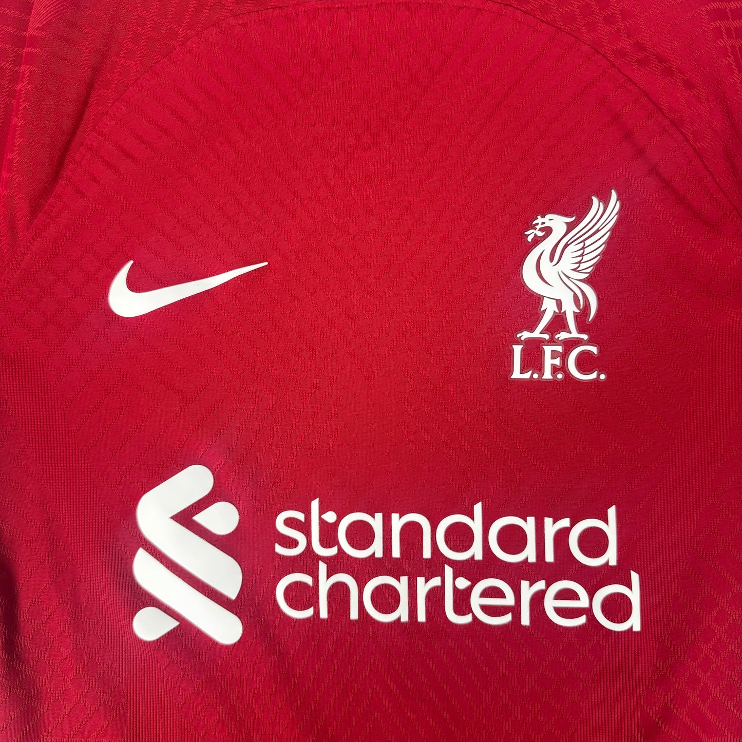 Liverpool 2022/2023 Home Football Shirt Small Dri-FIT ADV