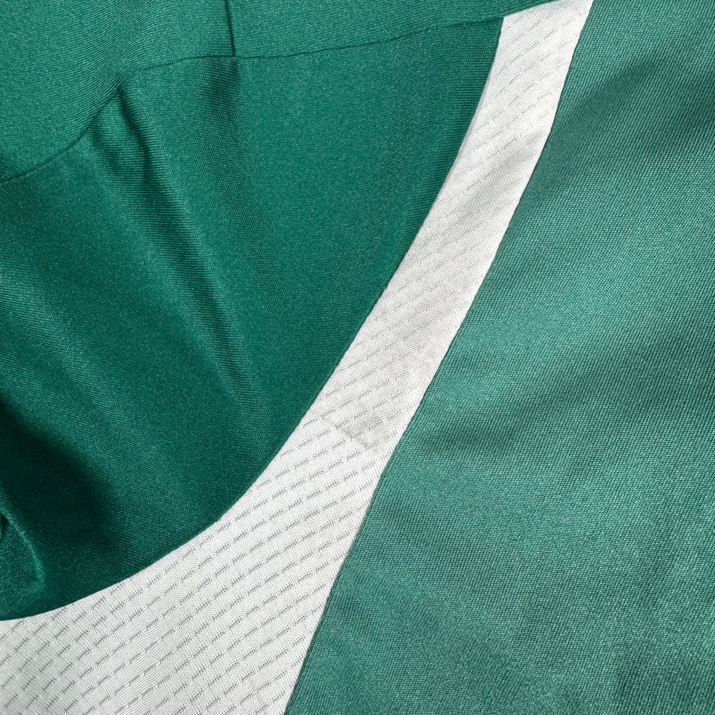 Northern Ireland 2022/2023/2024 Home Football Shirt Large