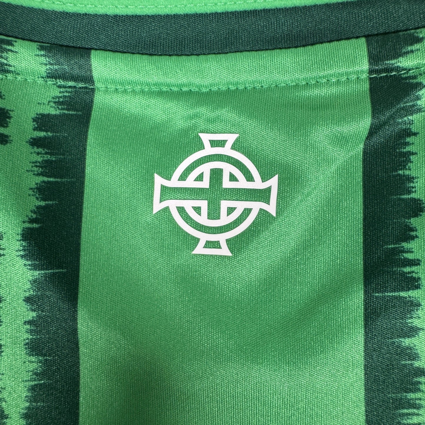 Northern Ireland 2024/2025 Home Football Shirt Medium