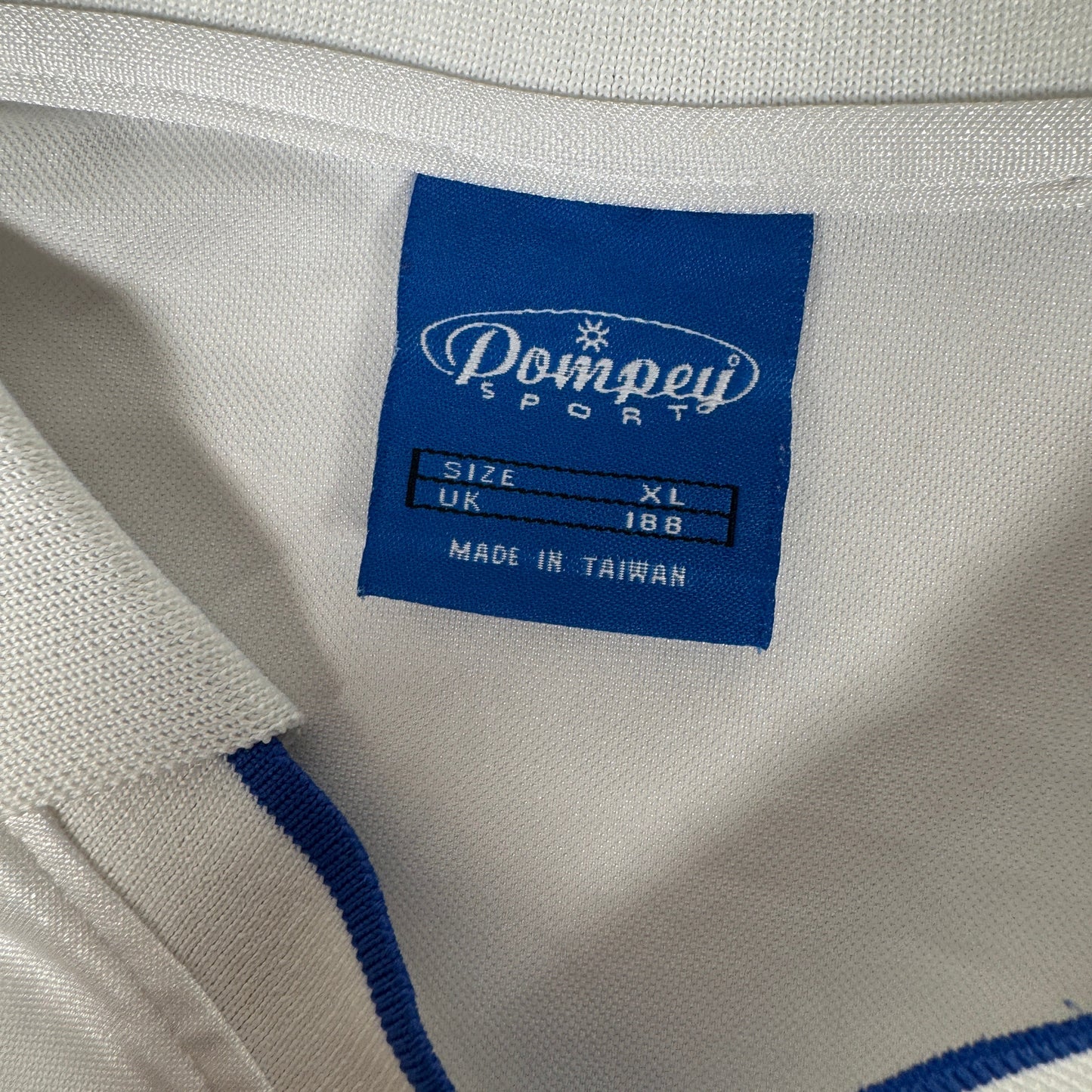 Portsmouth 2000/2001/2002 Away Shirt XL