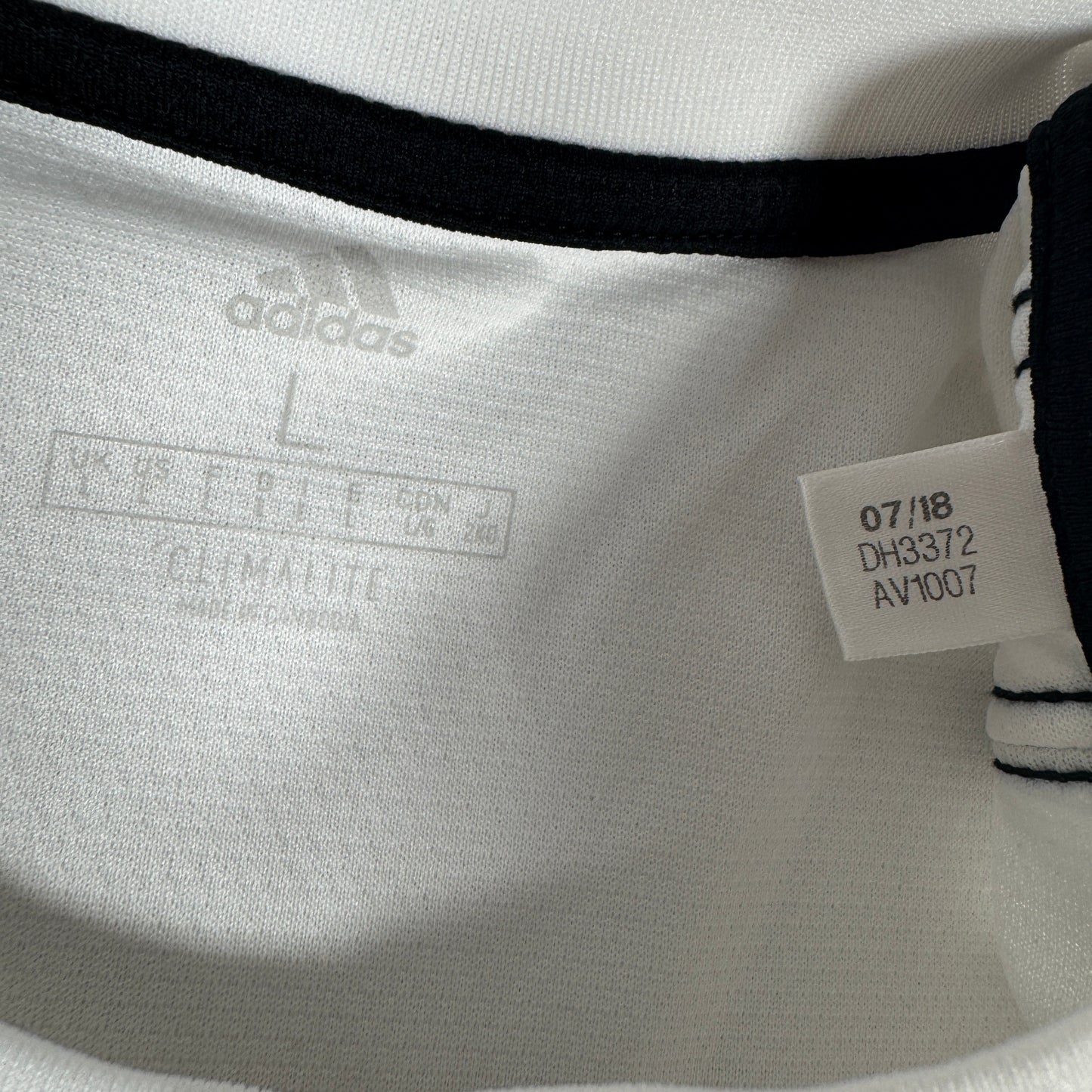 Real Madrid 2018/2019 Home Shirt Large