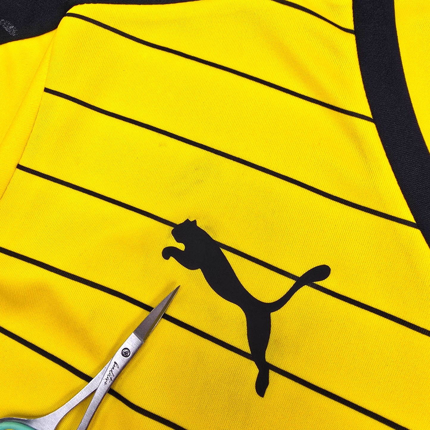 2015/16 Watford Home Football Shirt (M) Puma #9 Deeney