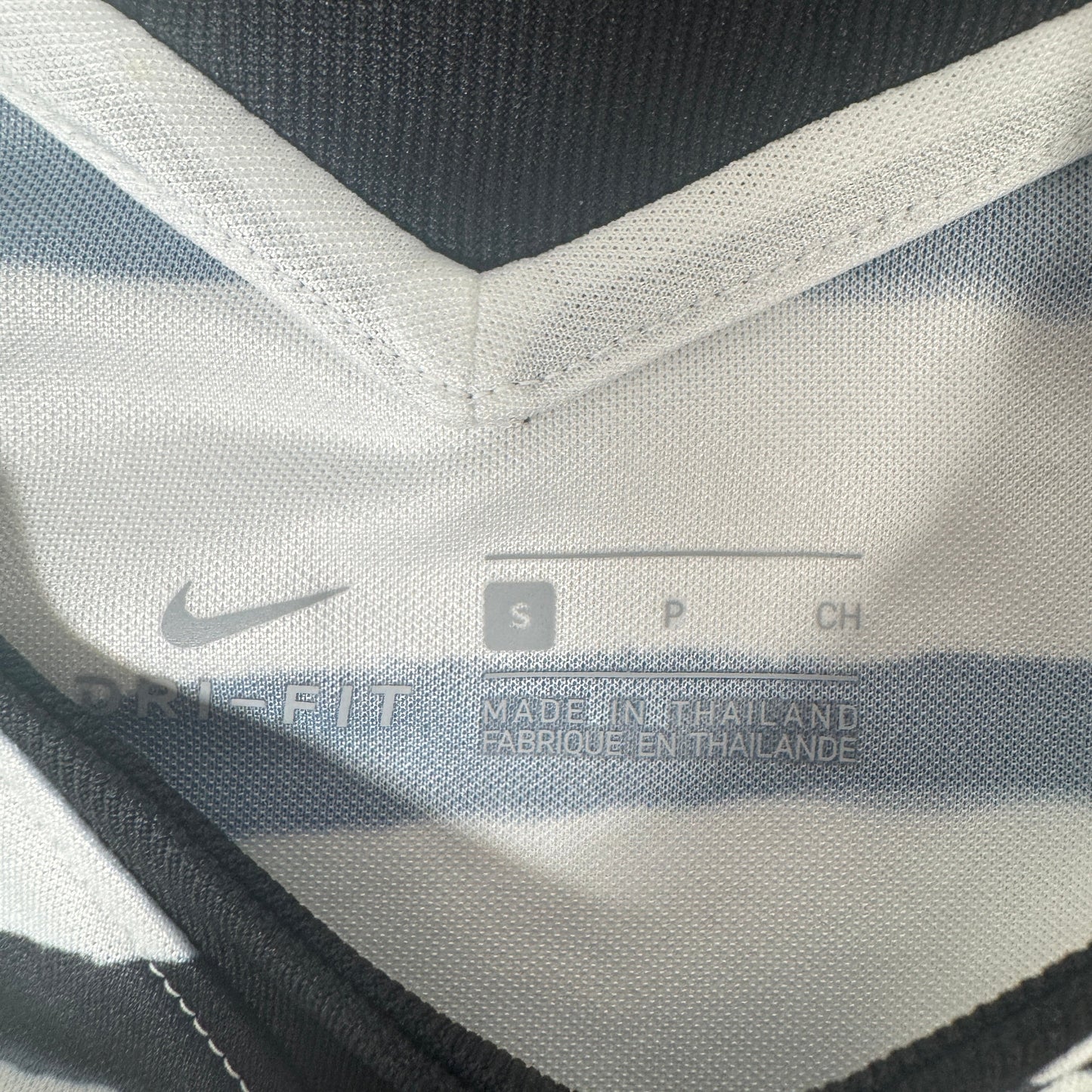 South Korea 2020/2021/2022 Away Shirt Small