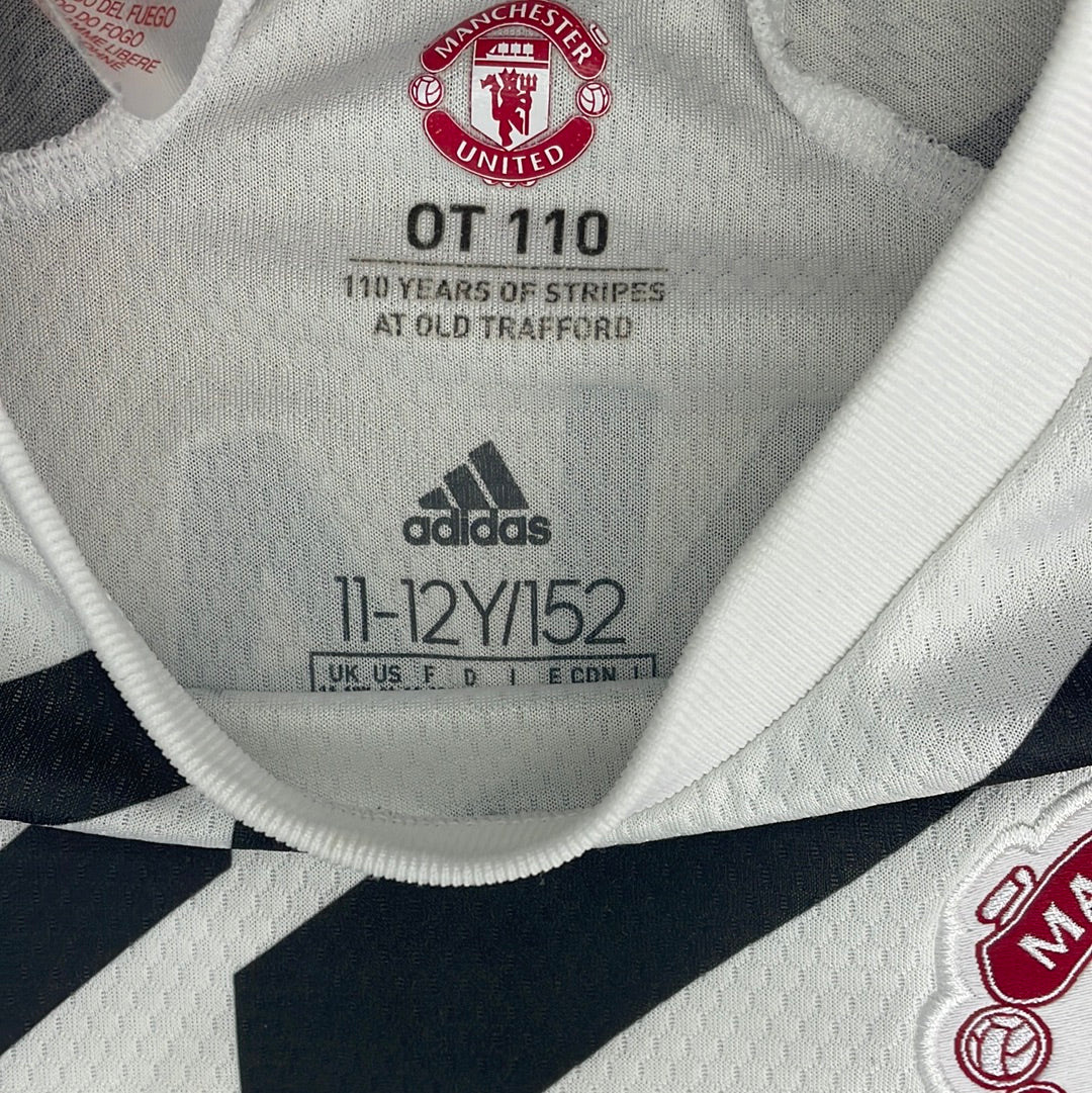 Manchester United 2020/2021 Third Shirt - Age 11-12 - FERNANDES 18 - Very Good