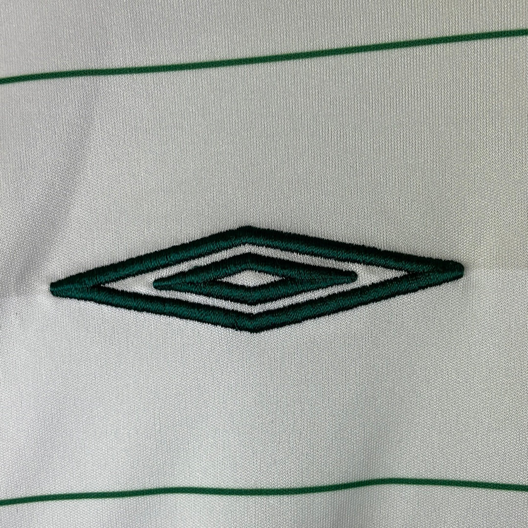 Ireland 2009-2010 Away Shirt - Extra Large Adults - Very Good Condition