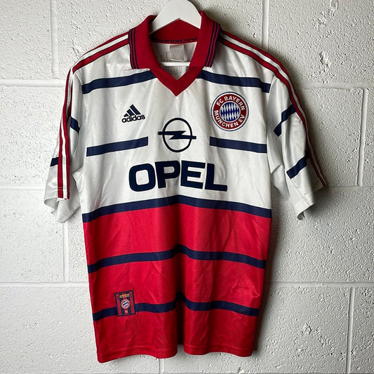 Bayern Munich 1998-1999 Away Shirt