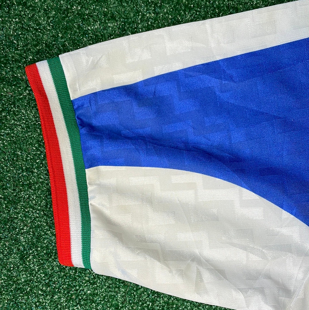 Italy 1996 Training Shirt - Large Adult - 9/10 Condition