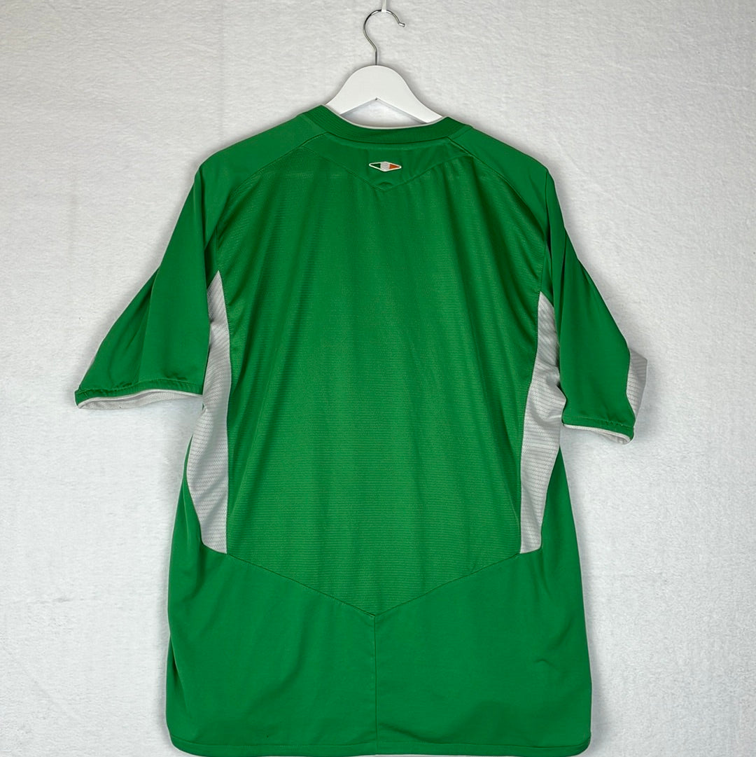 Ireland 2004 Home Shirt - Large Adult - Vintage Umbro Shirt