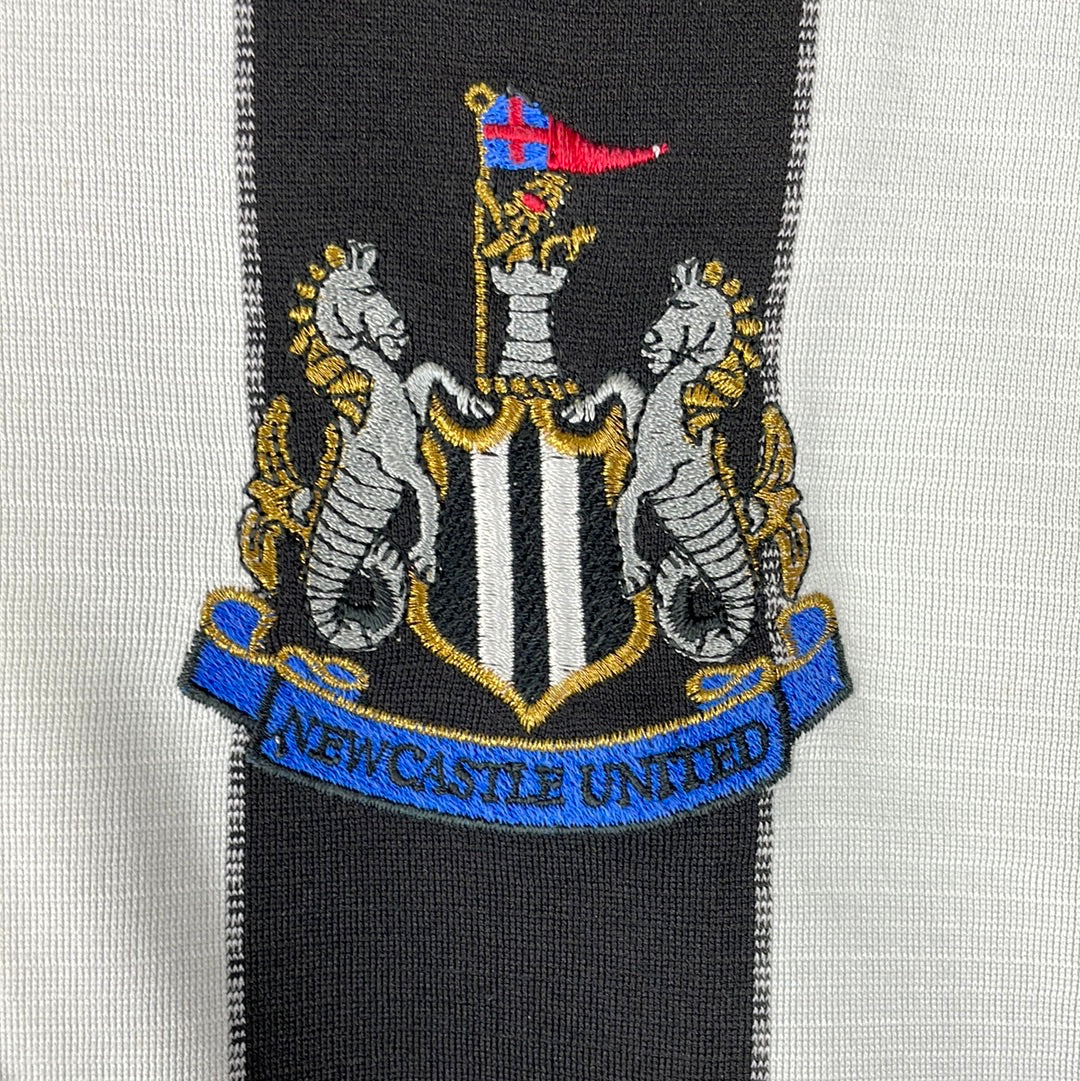 Newcastle United 1999-2000 Home Shirt - Large - Excellent Condition