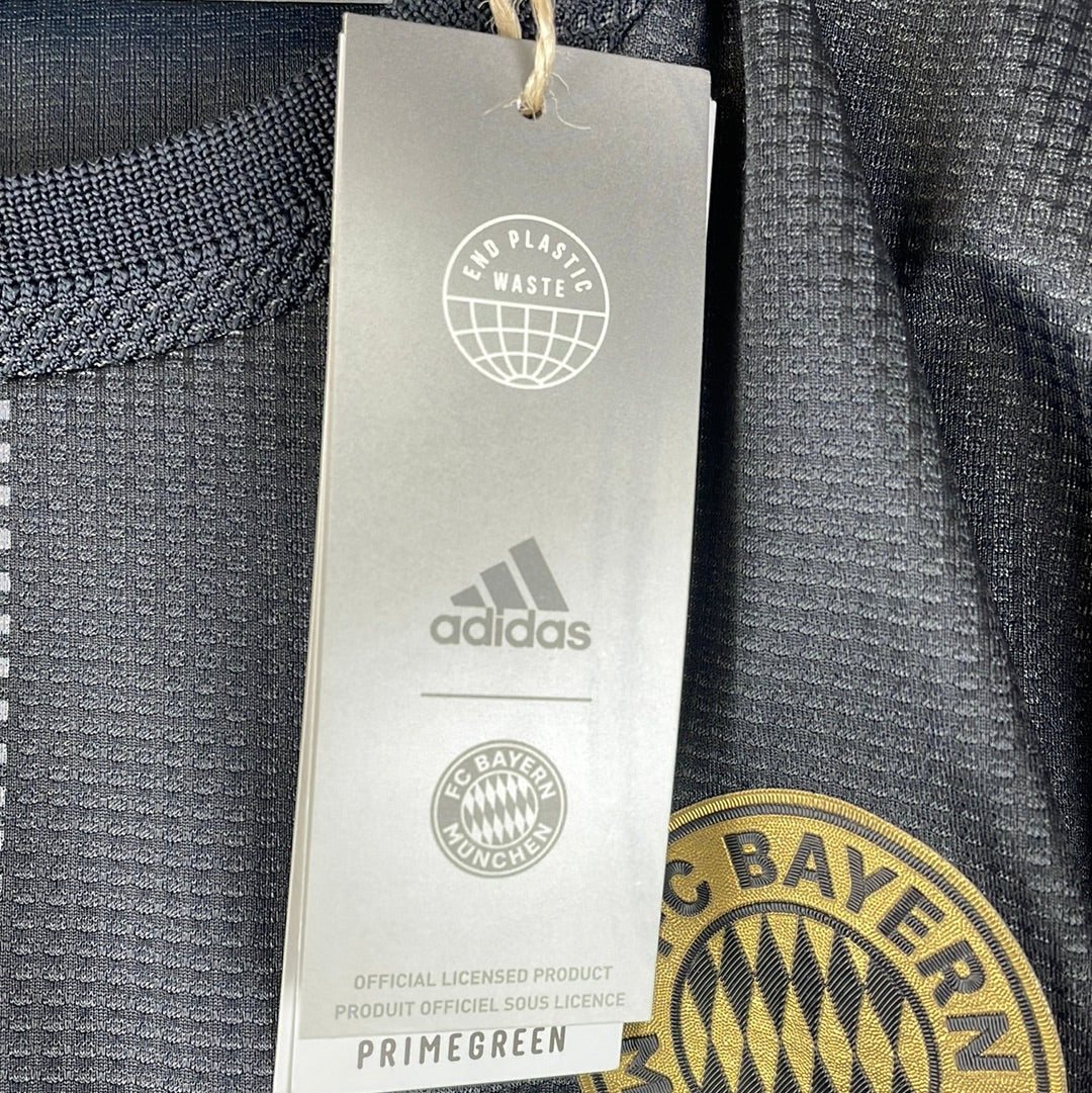 Bayern Munich 2021/2022 Away Shirt - Player Spec - XL - New With Tags