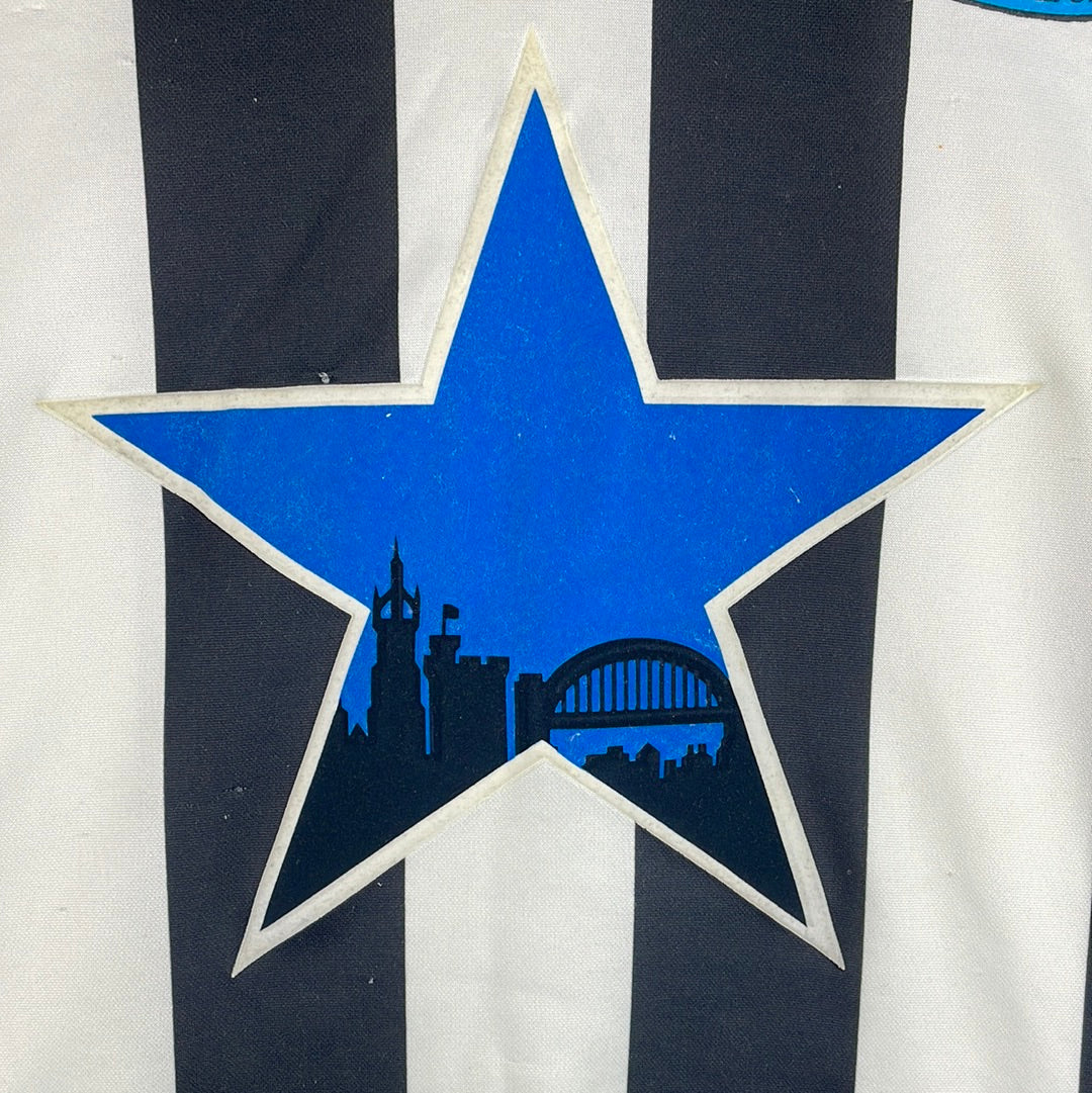 Newcastle United 1994/1995 Home Shirt - Extra Large - Good Condition