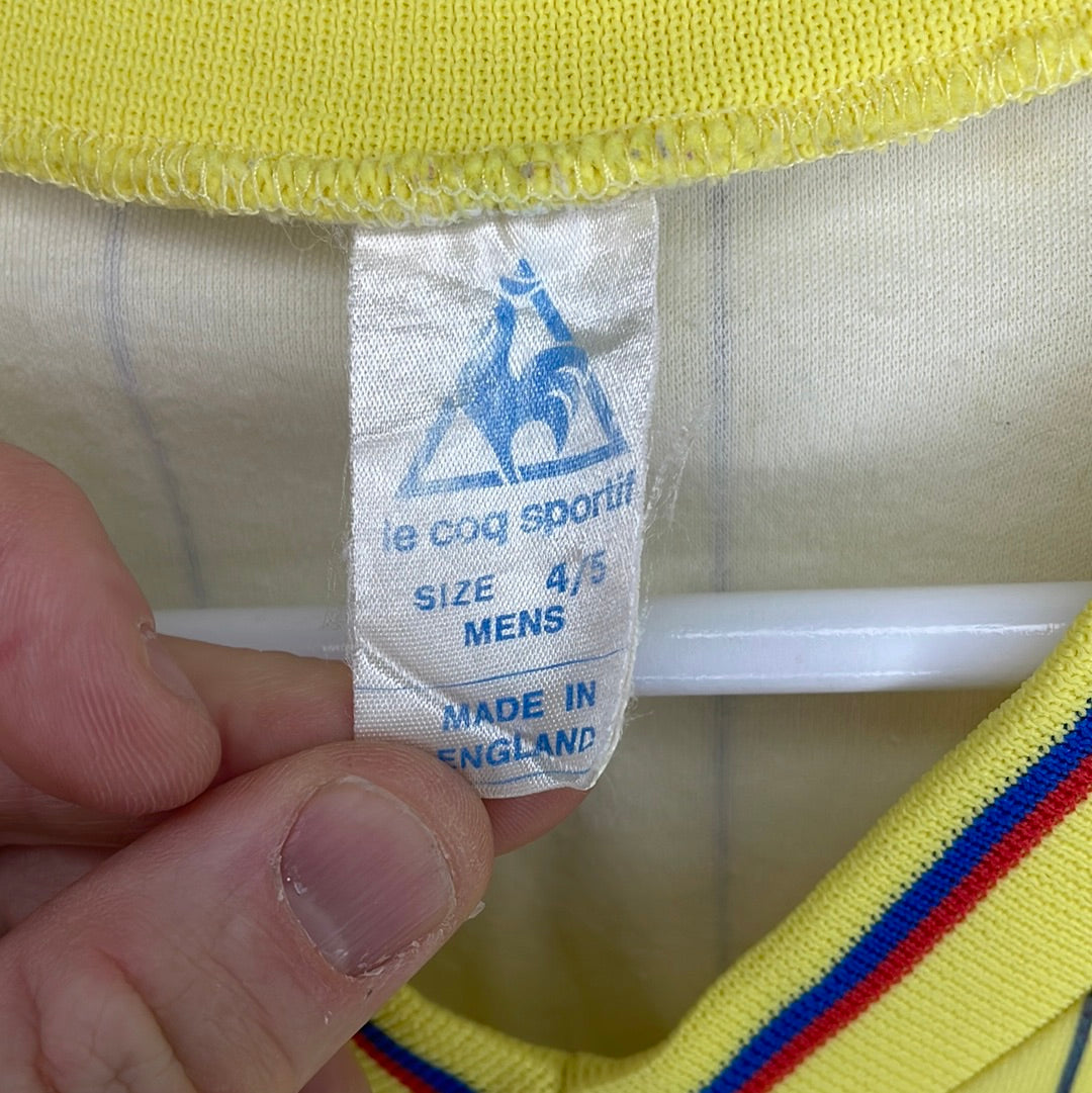 Le Coq Sportif size label