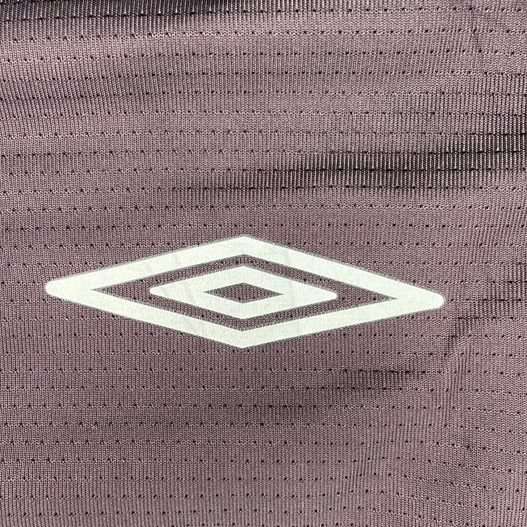 Celtic Umbro Training Shirt - Large - Very Good Condition