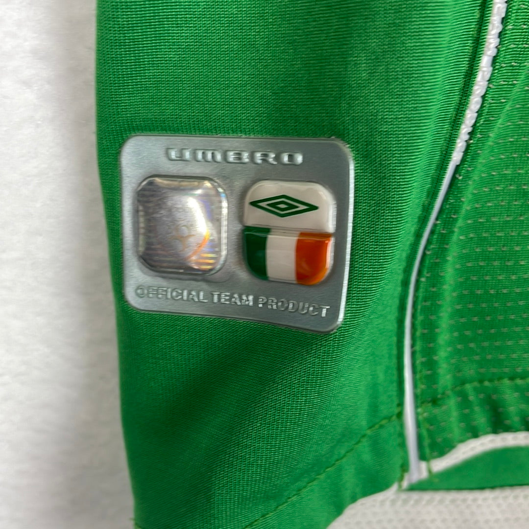 Ireland 2004 Home Shirt - Large Adult - Vintage Umbro Shirt
