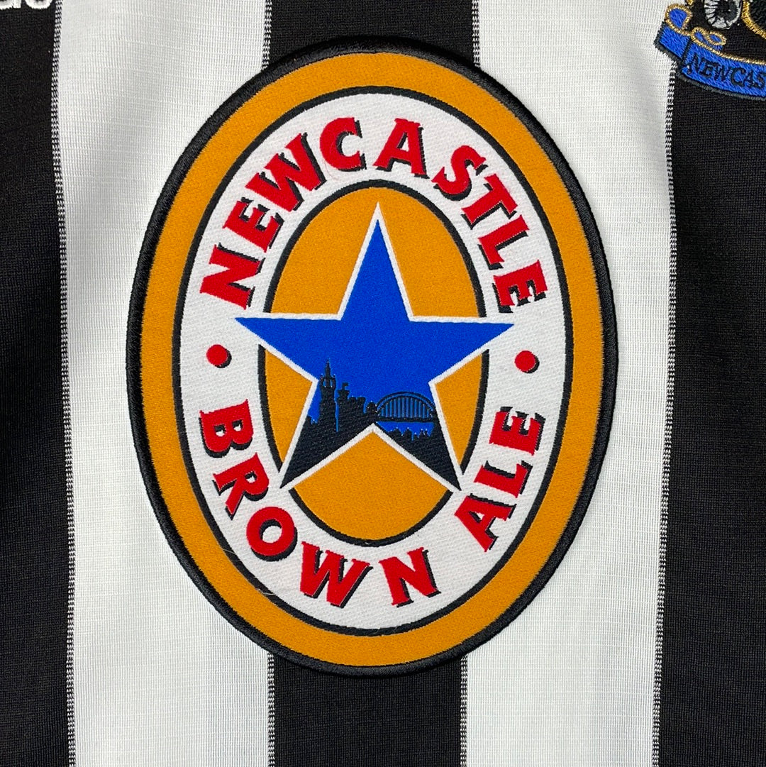 Newcastle United 1999-2000 Home Shirt - Large - Excellent Condition