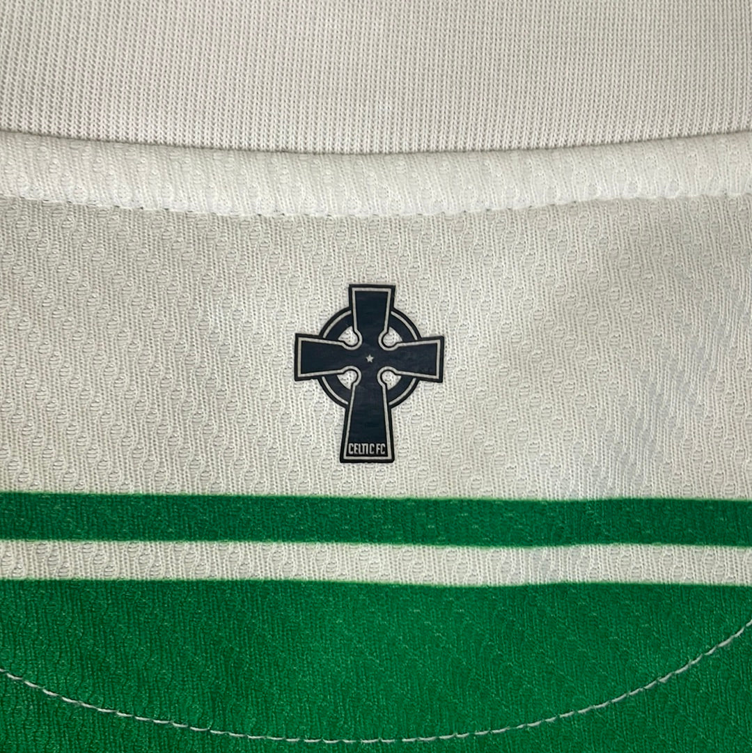 Celtic 2015/2016 Home Shirt - Large - Good Condition