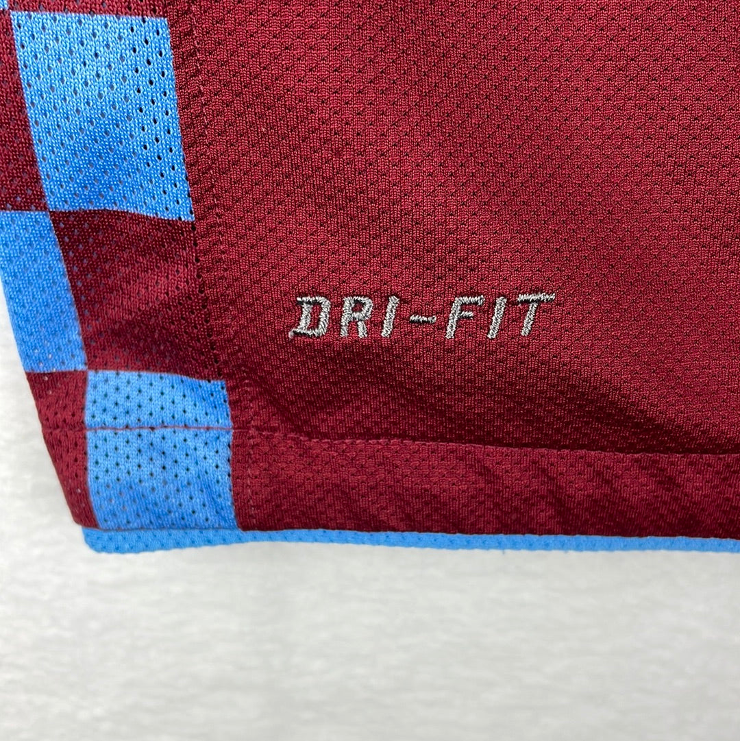 Aston Villa 2010/2011 Home Shirt - Large - Excellent Condition
