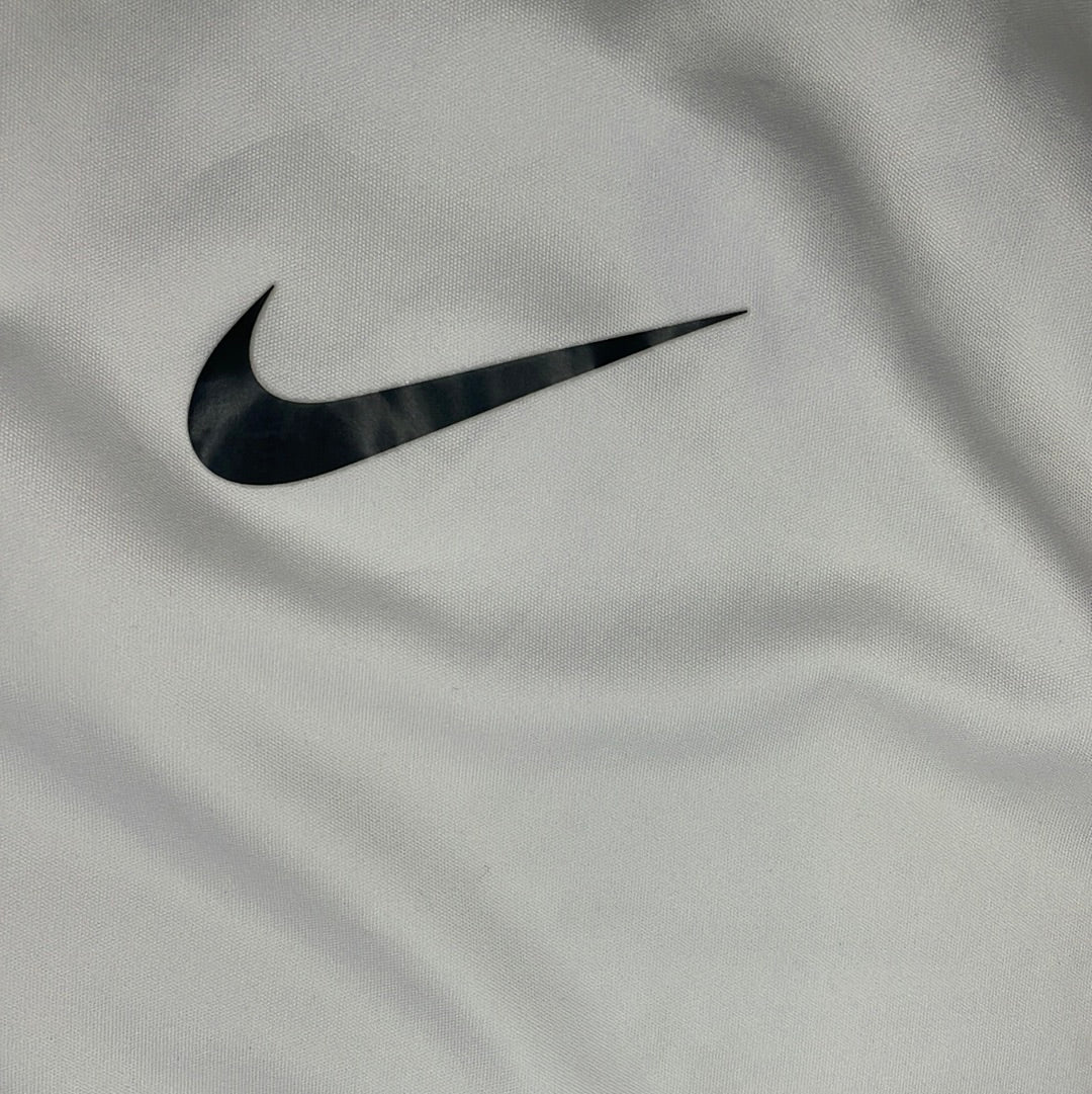 Manchester United 2010/2011 Training Shirt - Large Adult - Very Good Condition - Nike 382480-100