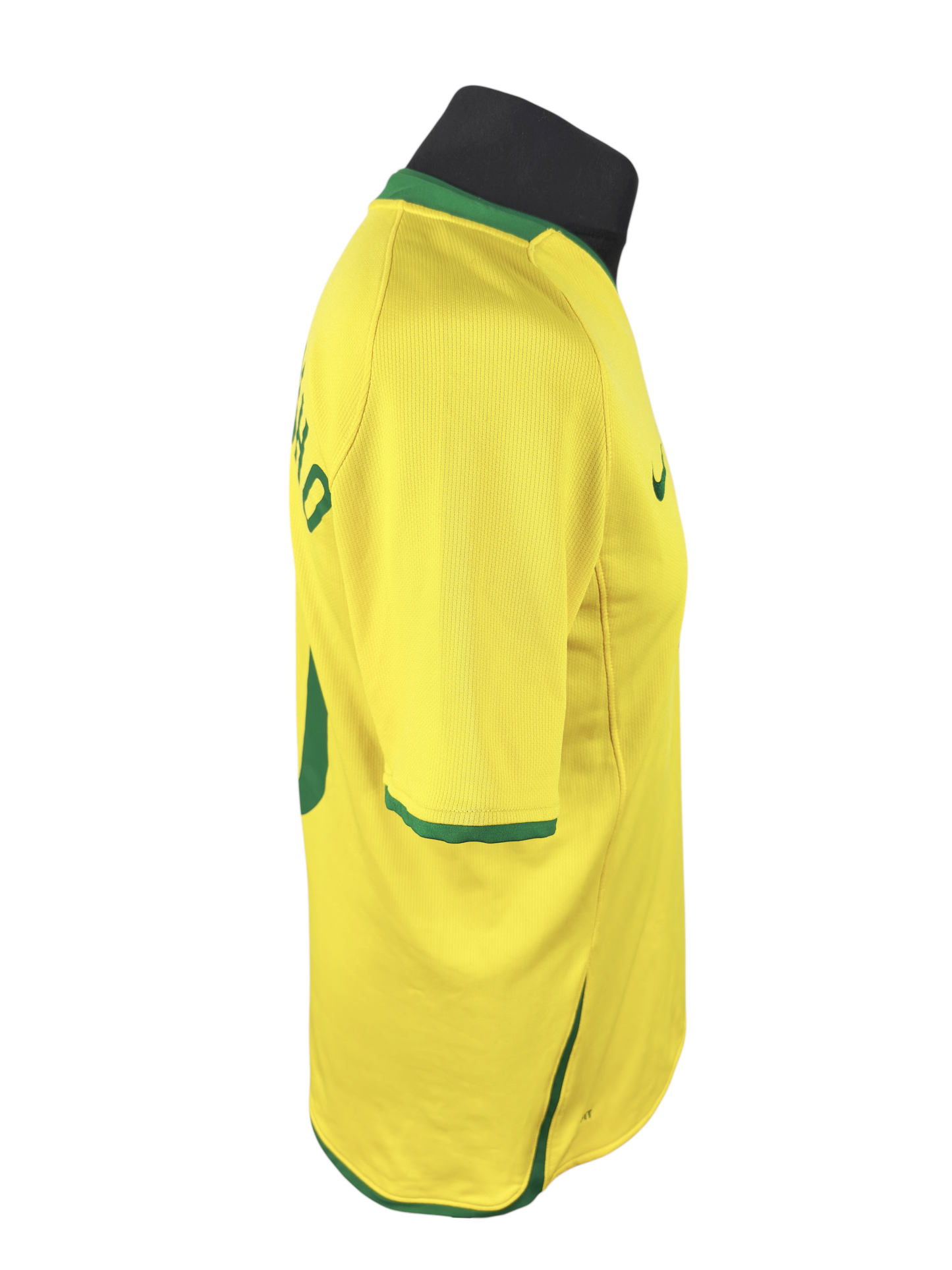 Brazil 2008-10 Home - Size M - Ronaldinho 10