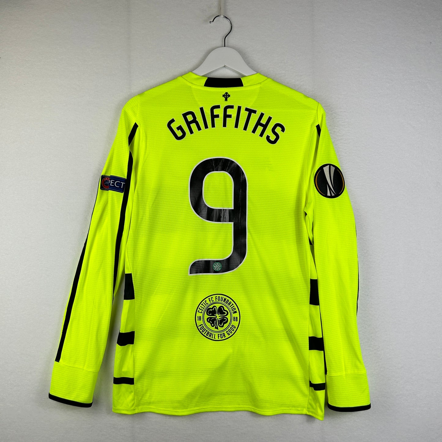 Celtic 2015/2016 Player Issue Third Shirt - Griffiths 9