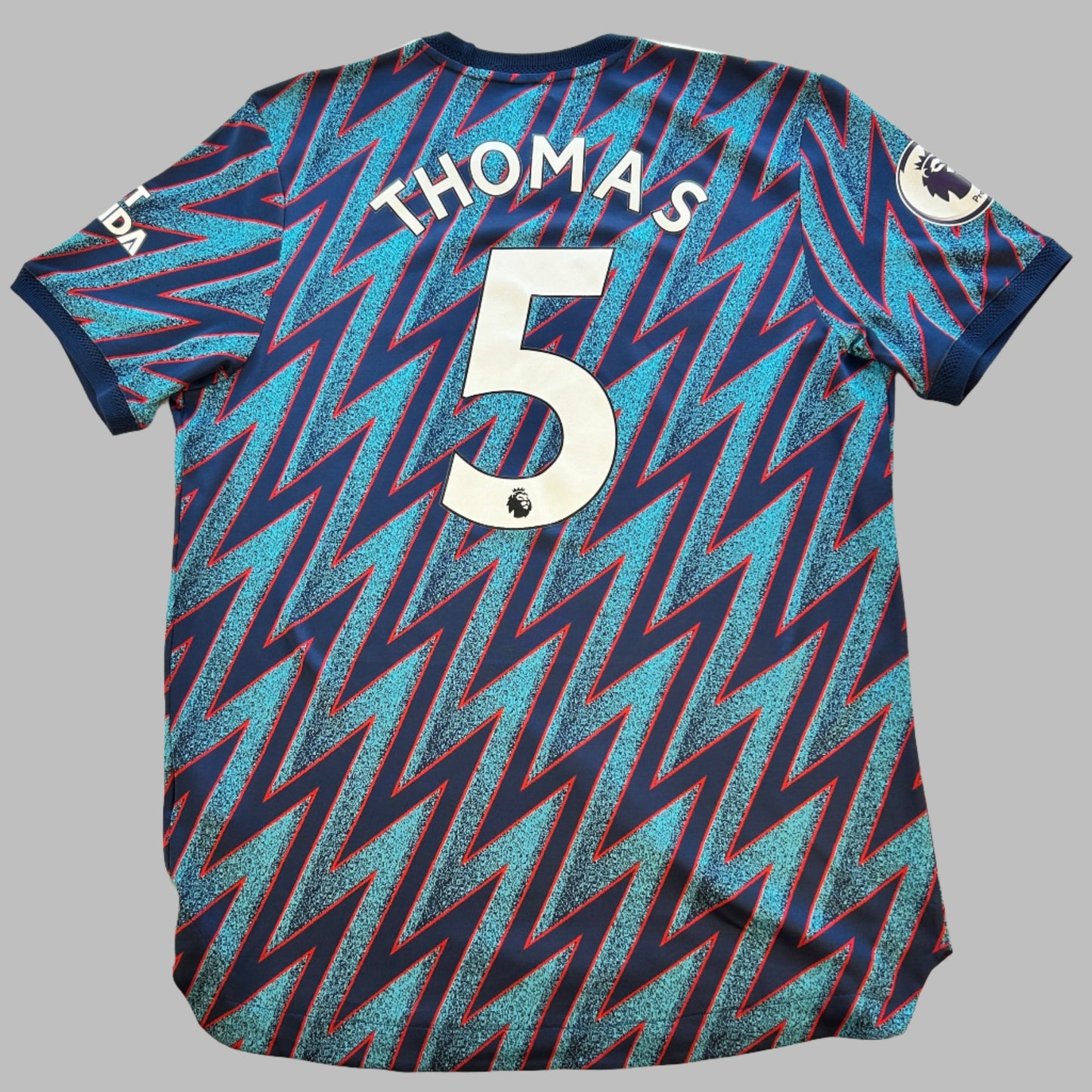 Arsenal 2021/2022 Authentic Third Shirt - Thomas 5 Premier League print