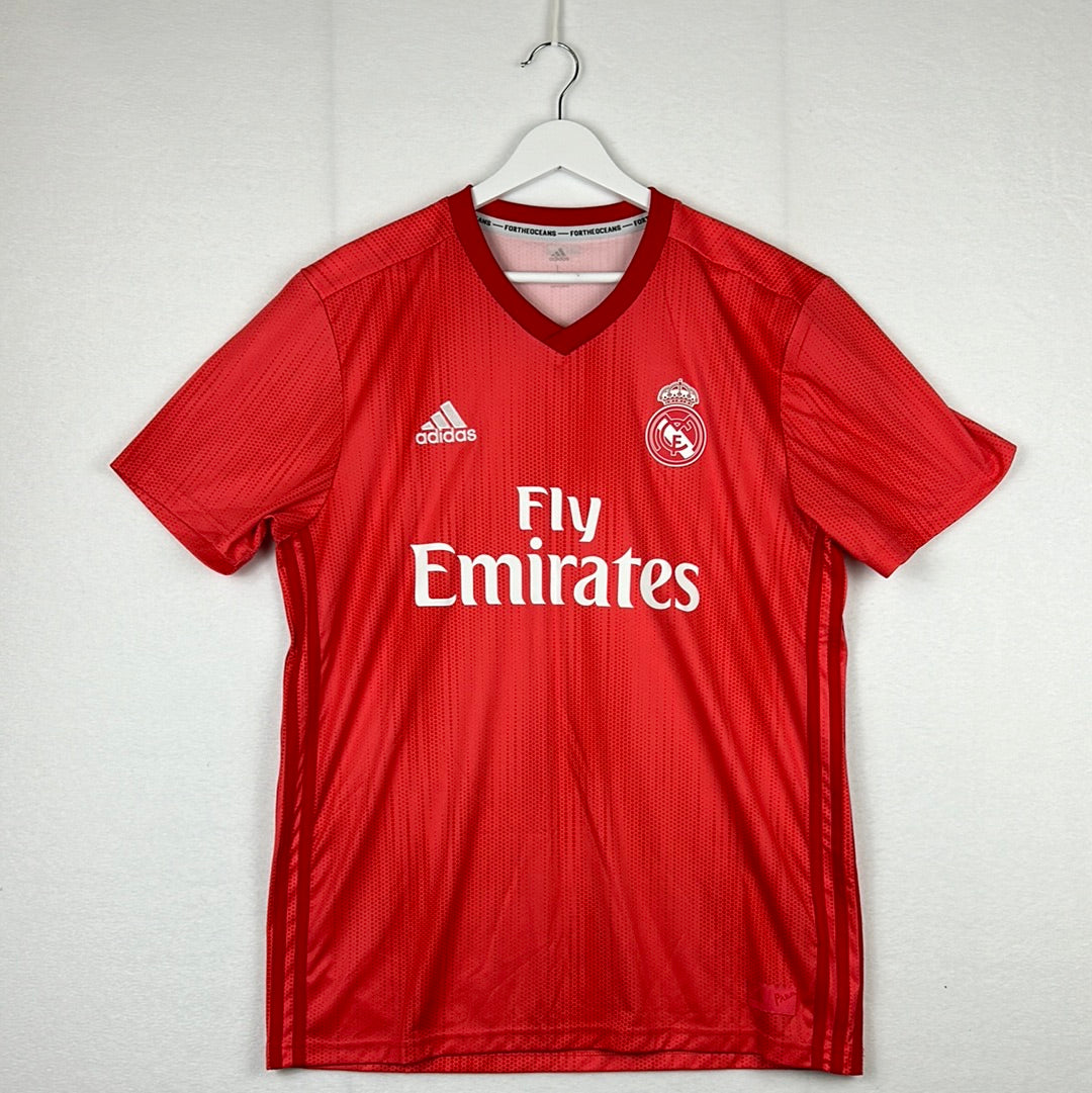 Real Madrid 2018/2019 Away Shirt