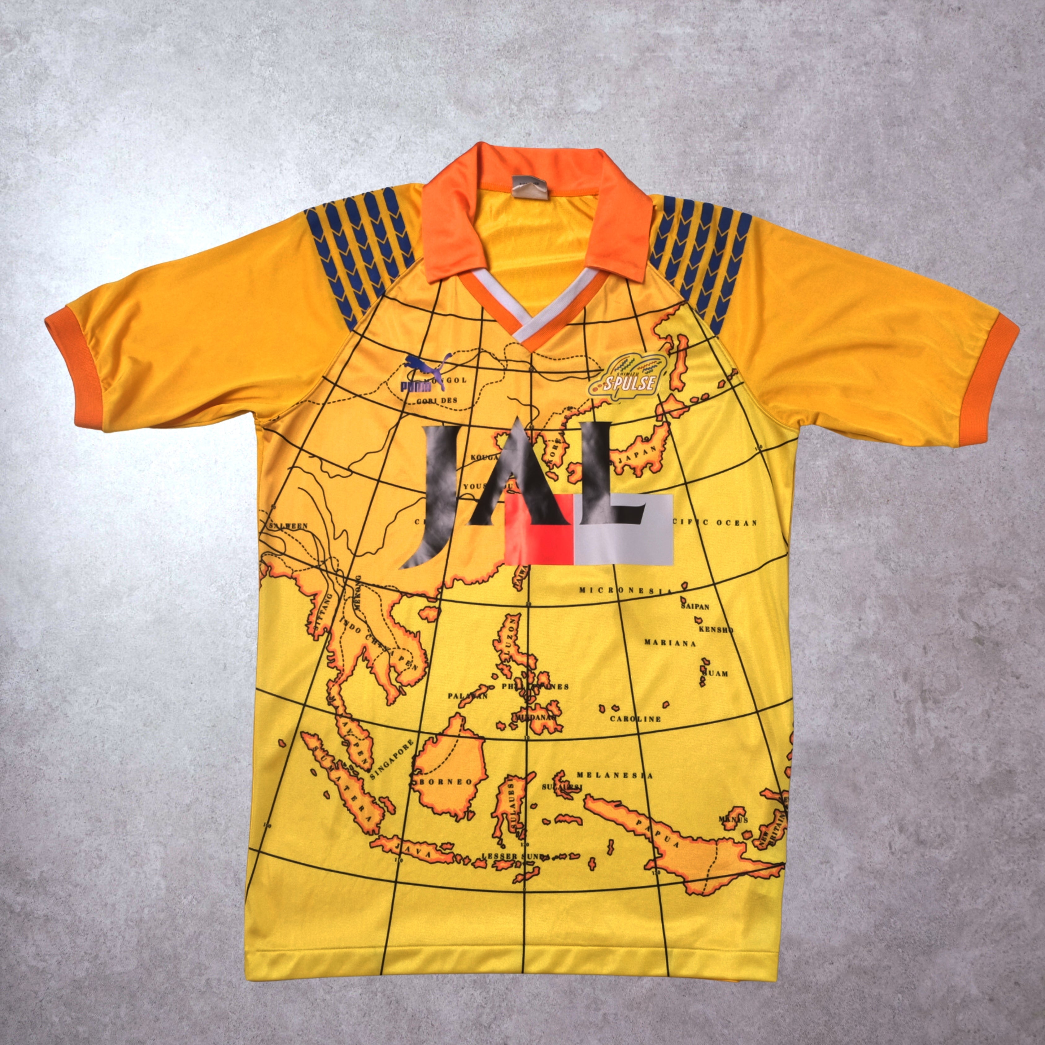 1992/93 Shimizu S-Pulse Home Shirt Puma J-League (S/M) – Casual