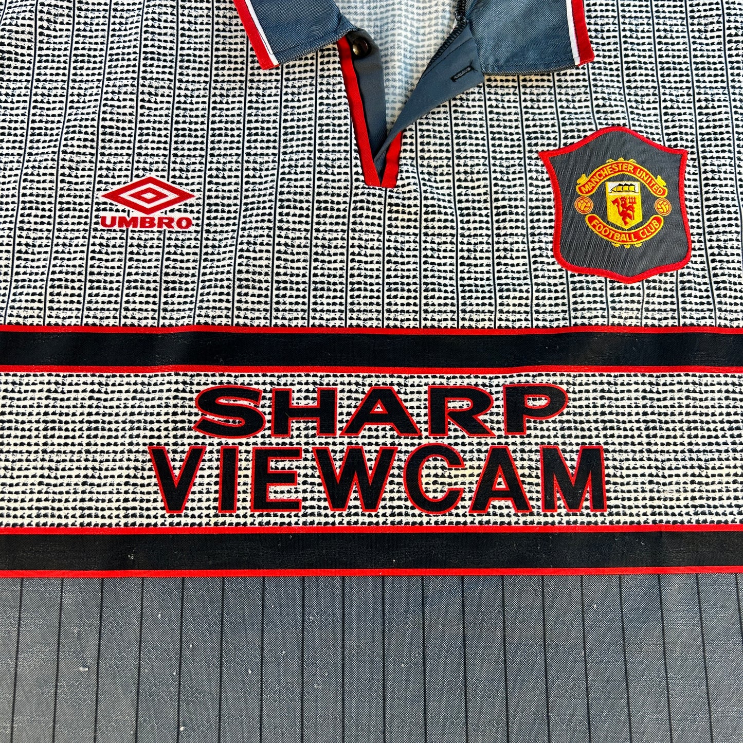 Manchester United 1995/1996 Away Shirt - Extra Large - Excellent Condition