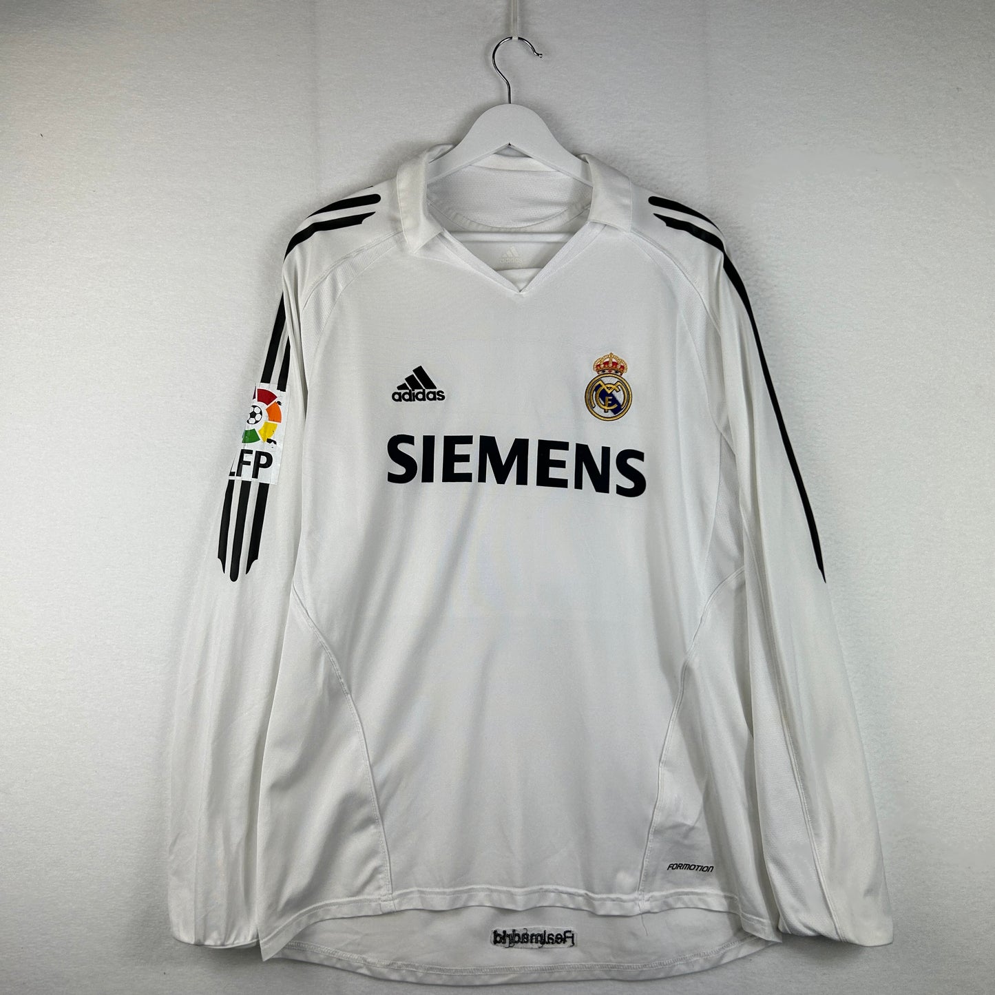 Real Madrid 2005/2006 Player Issue Home Shirt - Beckham 7