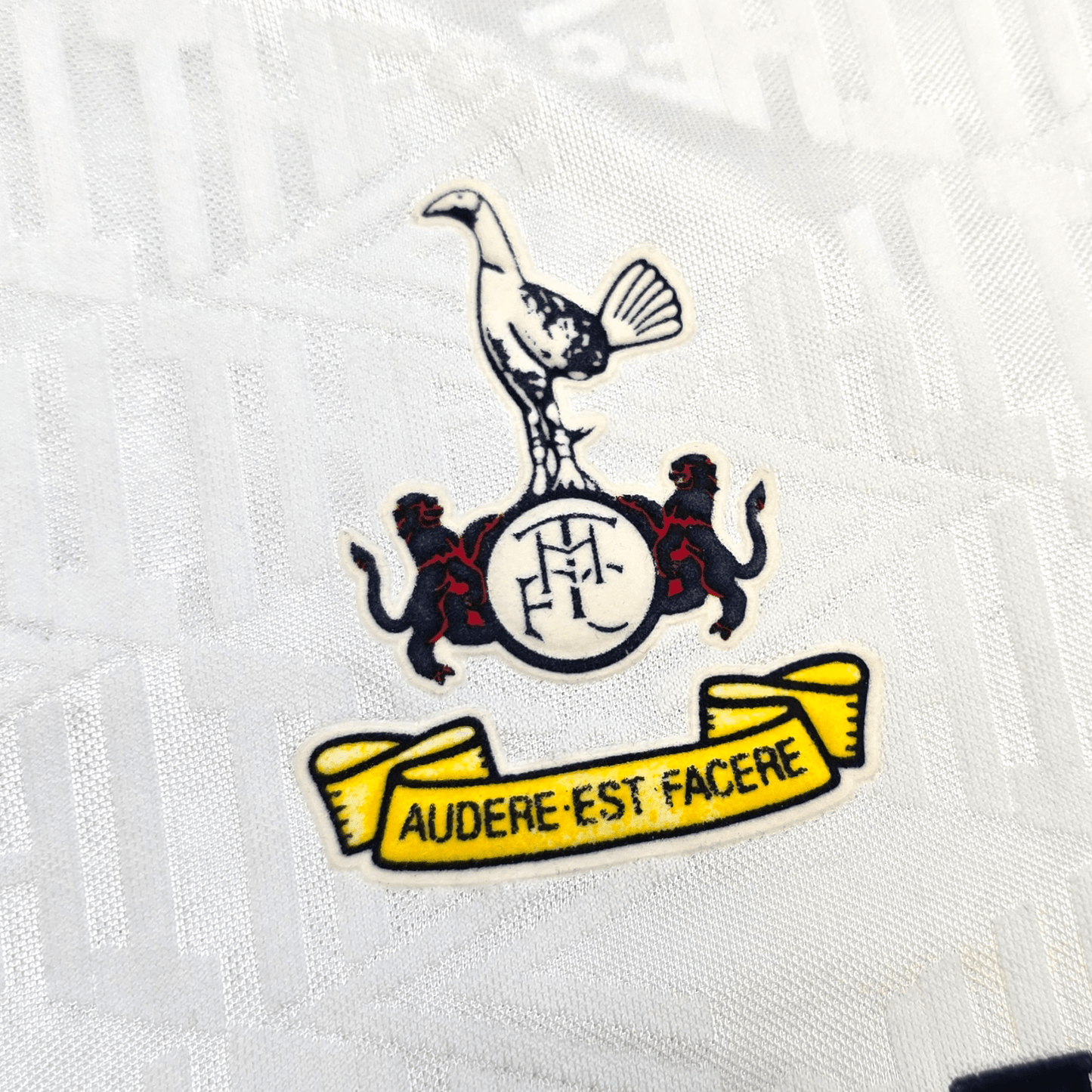 1991/93 Tottenham Hotspur Home Football Shirt (S) Umbro
