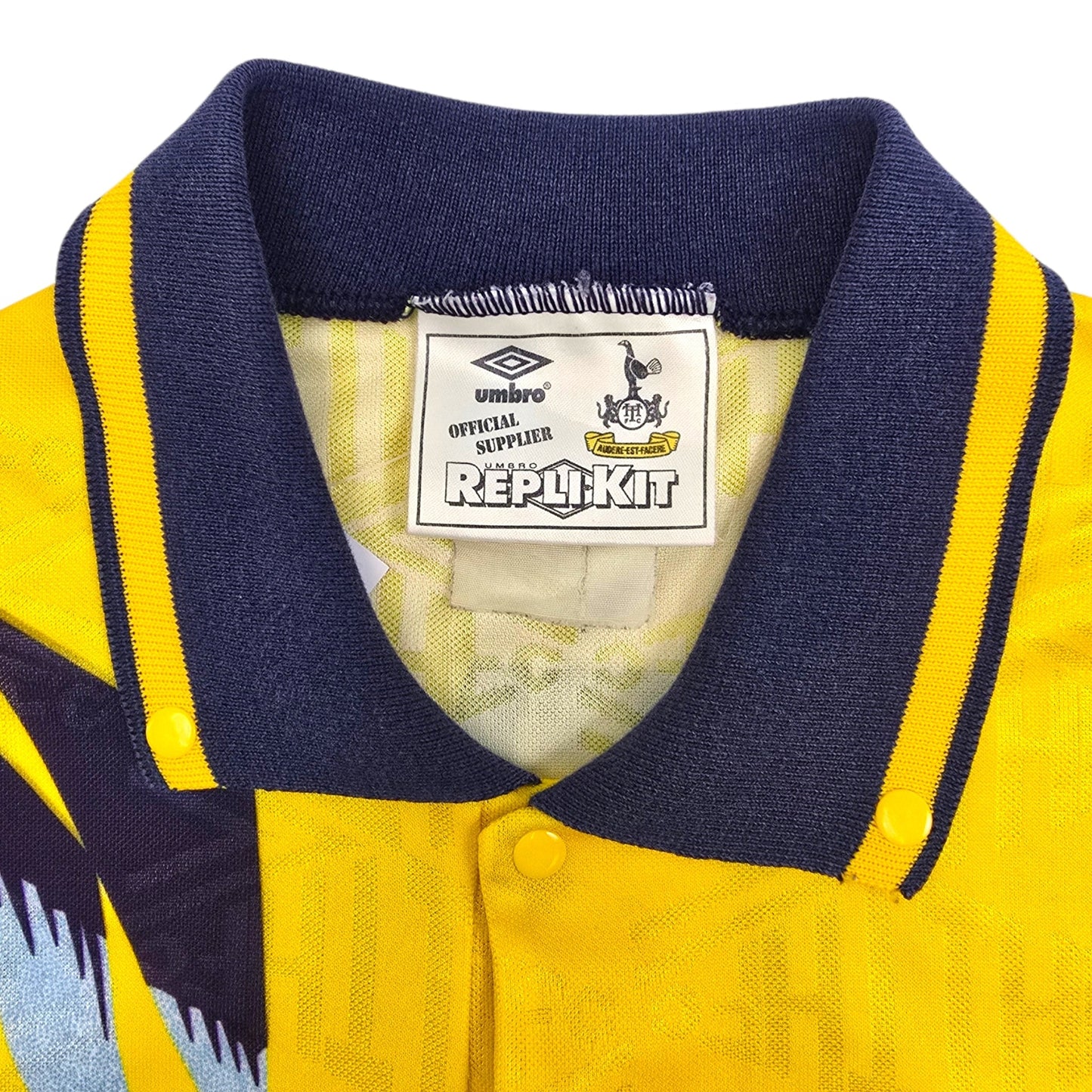 1991/95 Tottenham Hotspur Away Football Shirt (XL) Umbro #18 Klinsmann