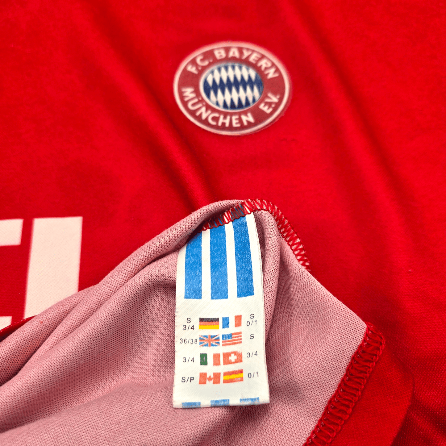 1992/93 Bayern Munich Home Football Shirt (S) Adidas #8 (Schupp)