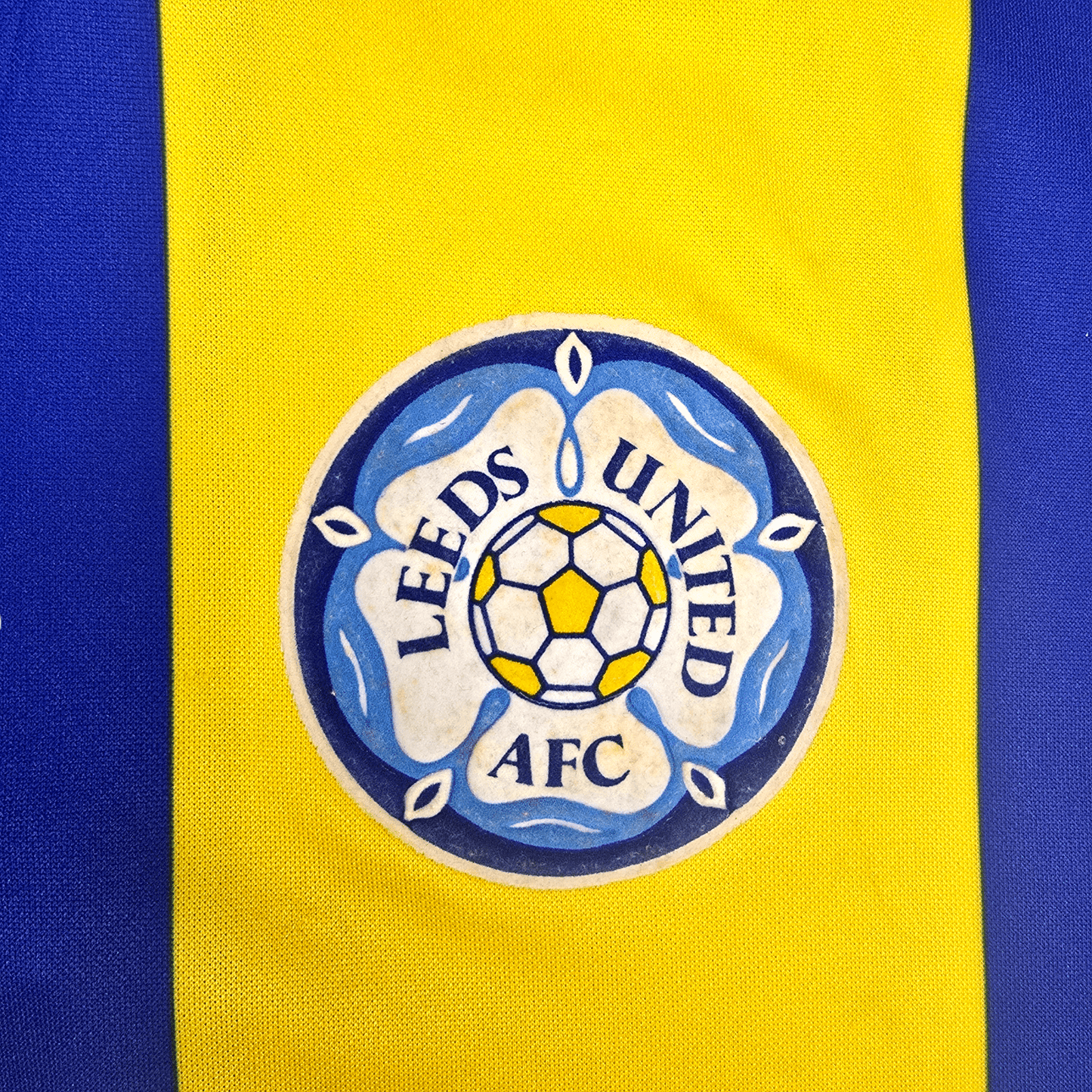 1993/95 Leeds United Away Football Shirt (L) Asics