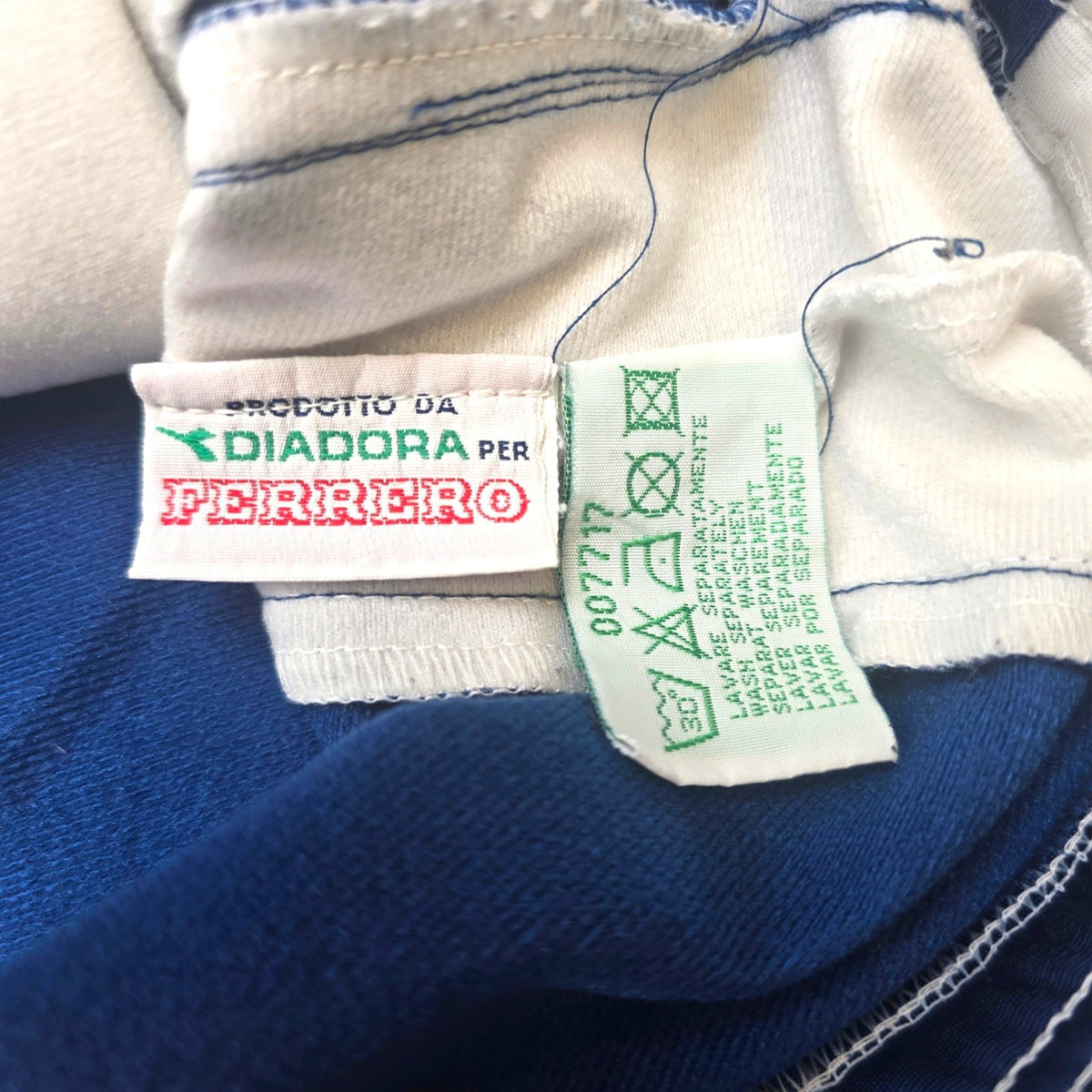 1994 Italy Training Jacket (XL) Diadora (Supporter Azzurri)