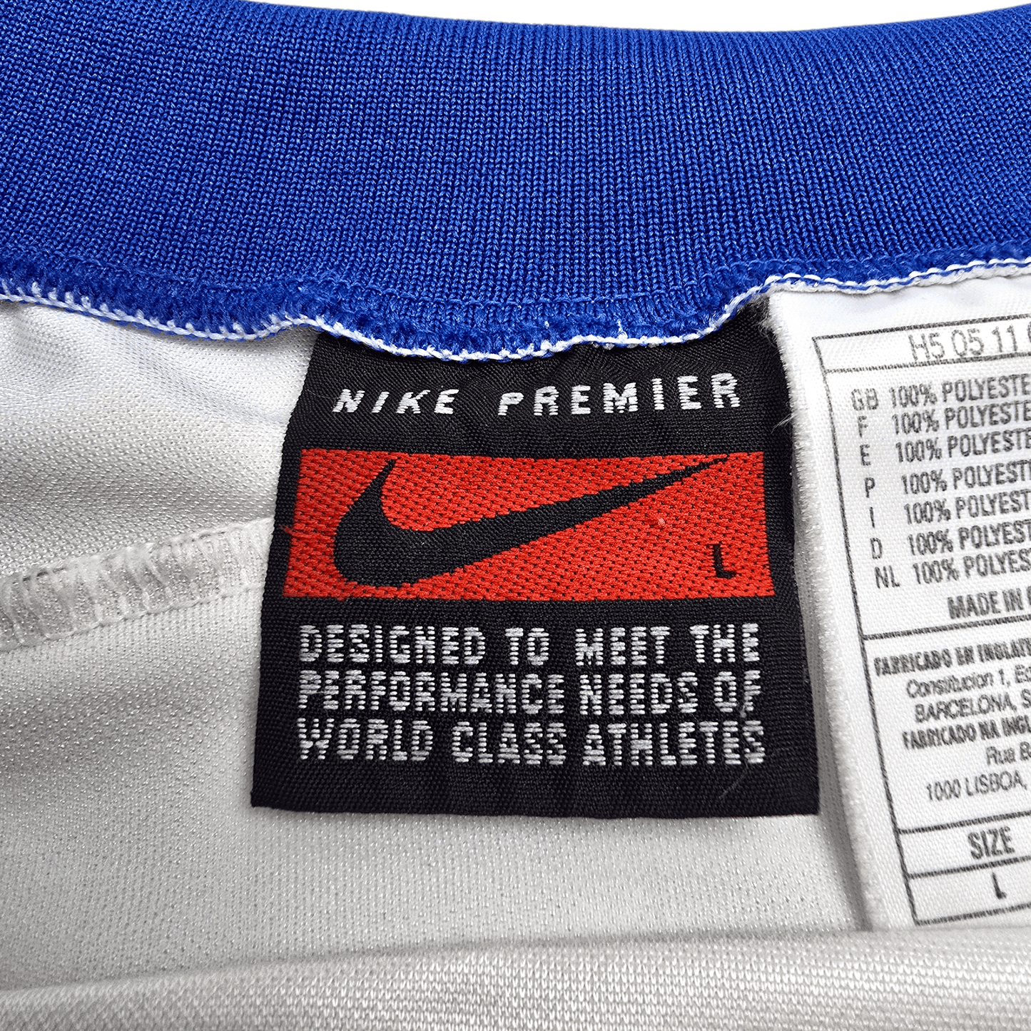 1995/96 Italy Away Football Shirt (L) Nike