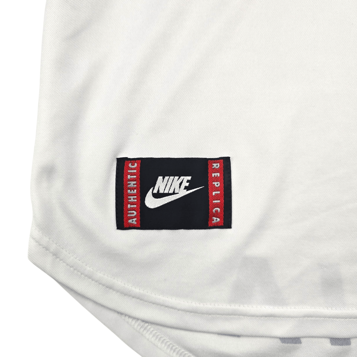 1996/97 Italy Away Football Shirt (M) Nike #21 Zola