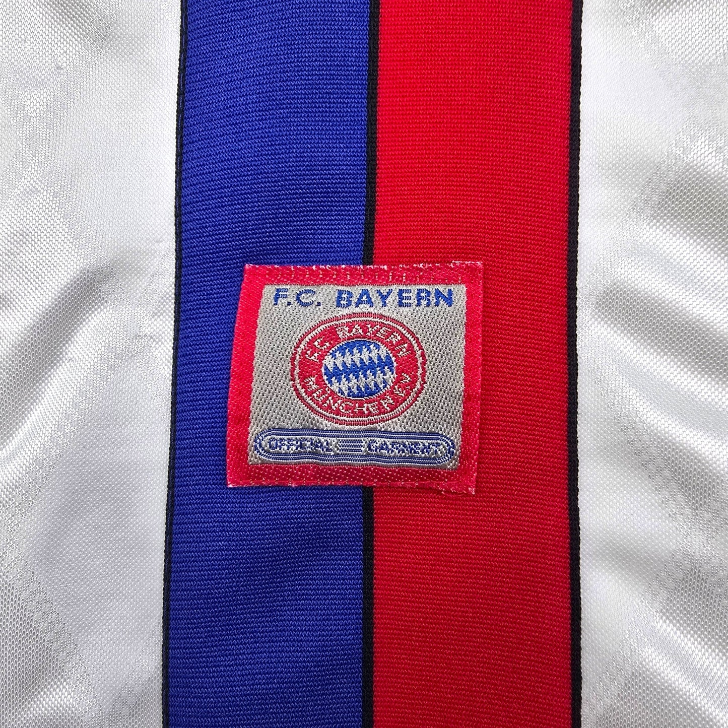 1996/98 Bayern Munich Away Football Shirt (S) Adidas