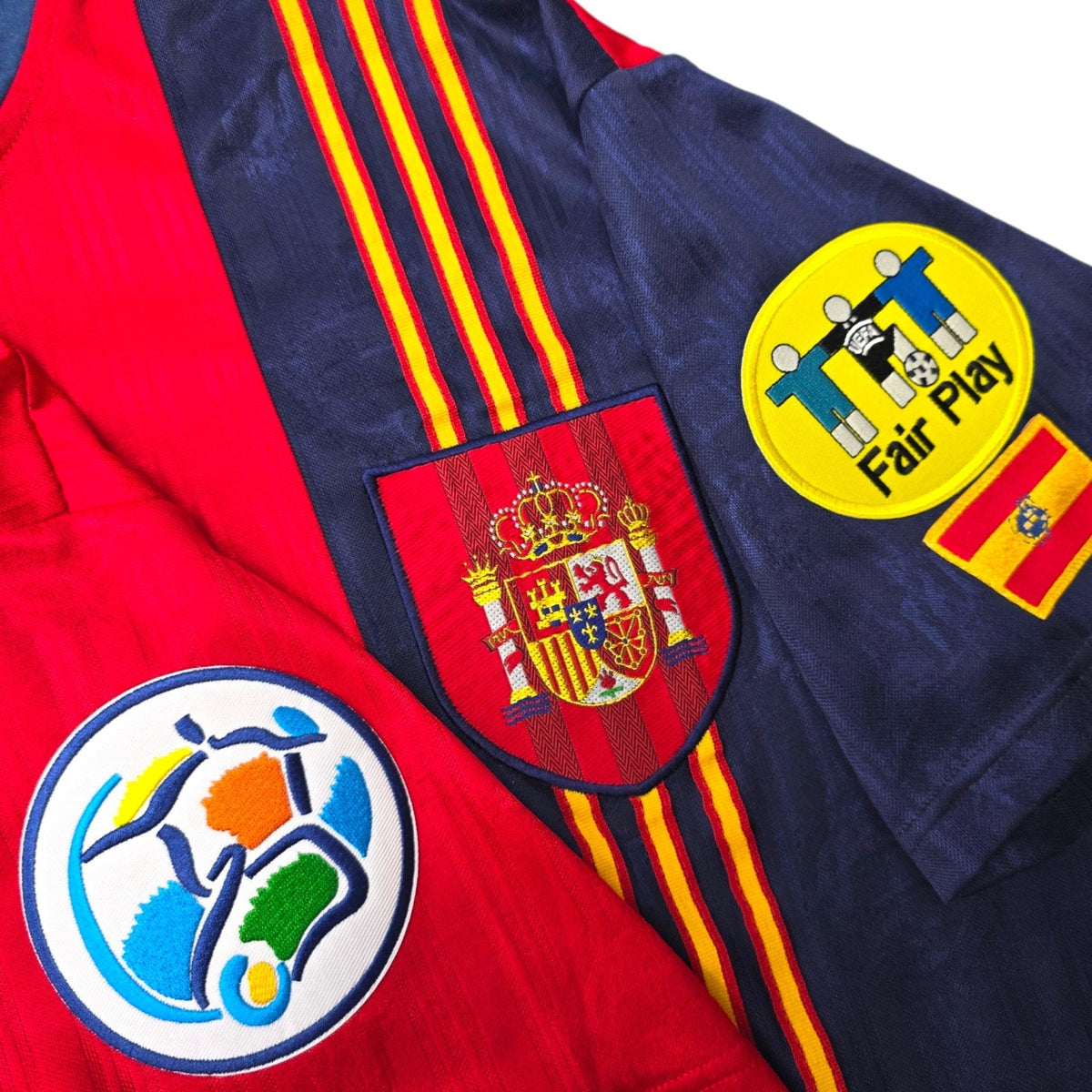 1996/98 Spain Home Football Shirt (L) Adidas #21 Luis Enrique